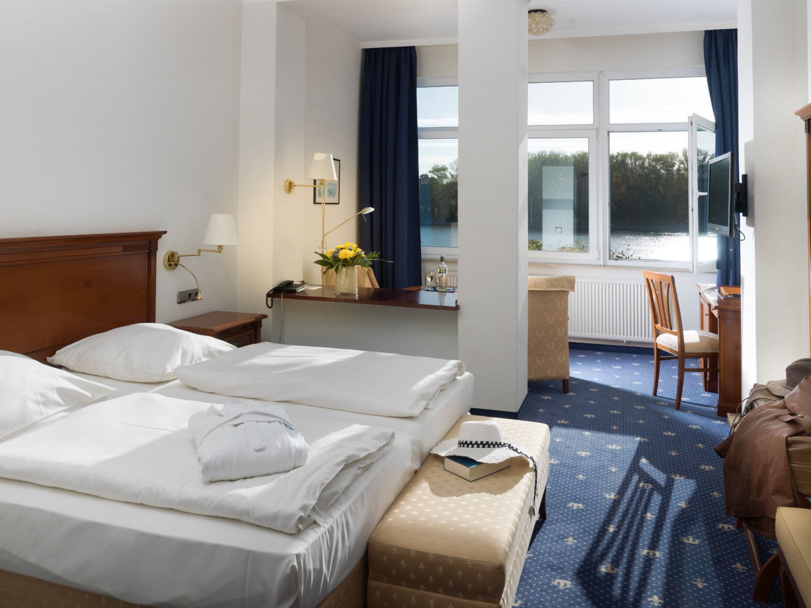 Wohnbeispiel Doppelzimmer seitlicher Meerblick