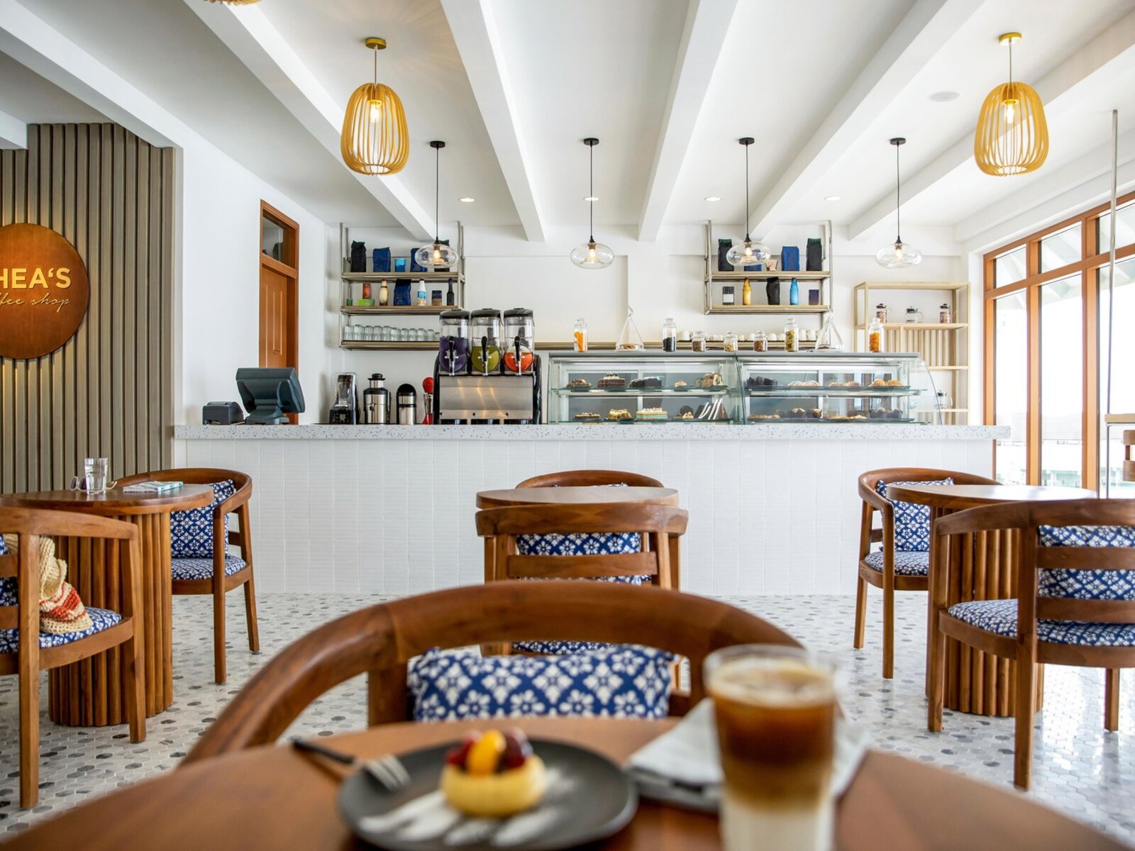 Theas Coffee & Juice Shop
