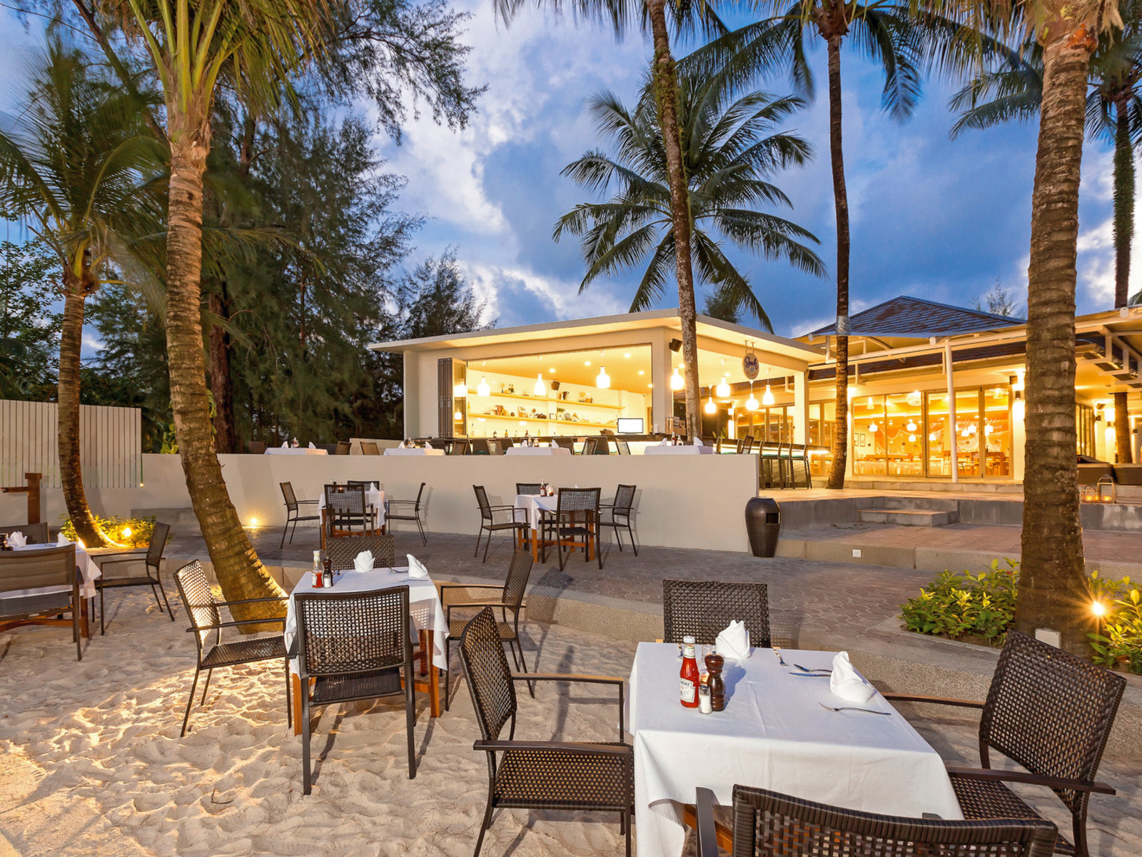 Beach Bar
