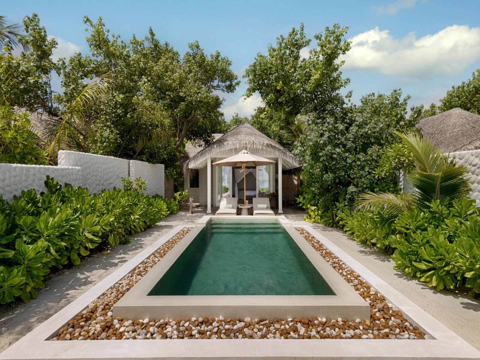 Wohnbeispiel Beach Villa with Pool