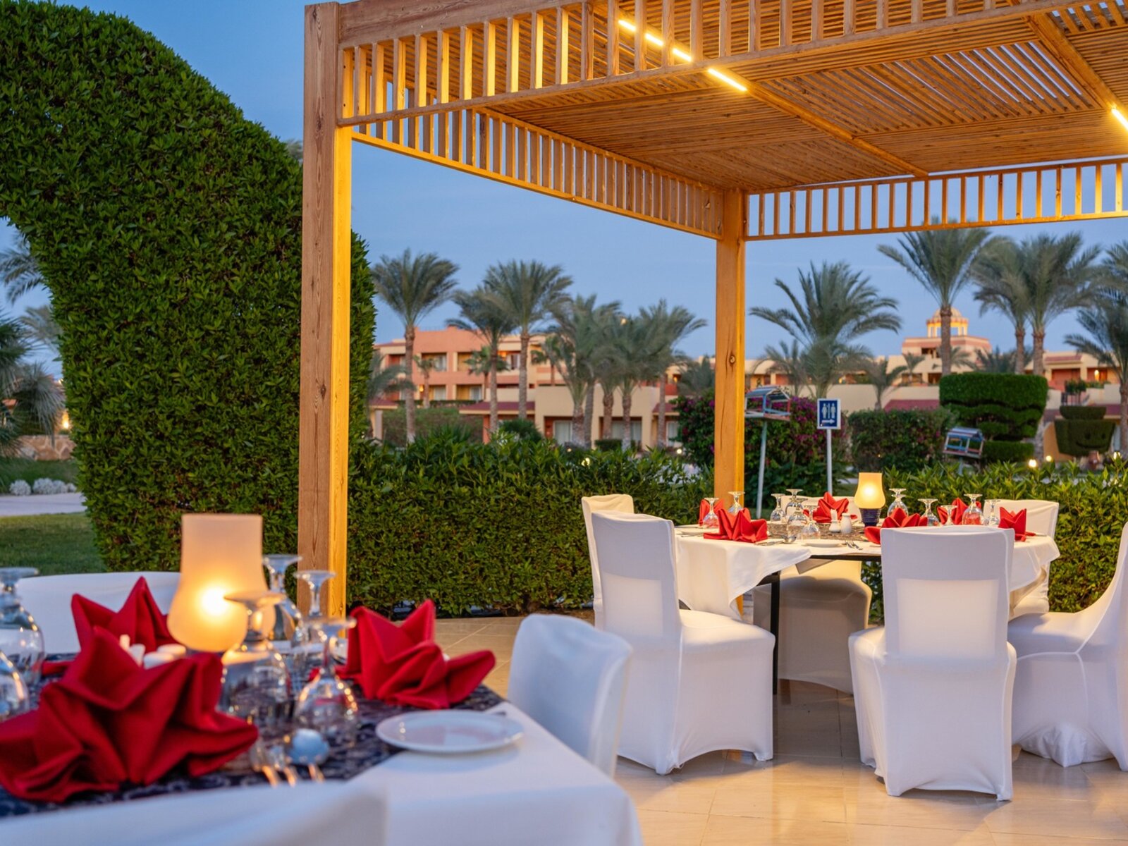 Blue Moon Restaurant