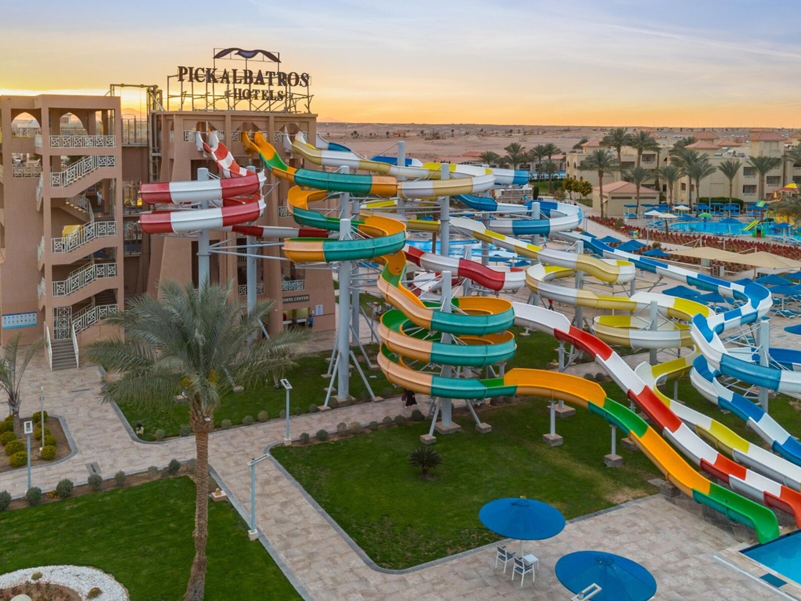 Was Kostet 1tag Rutschen In Albatros Aqua Park By Pickalbatros