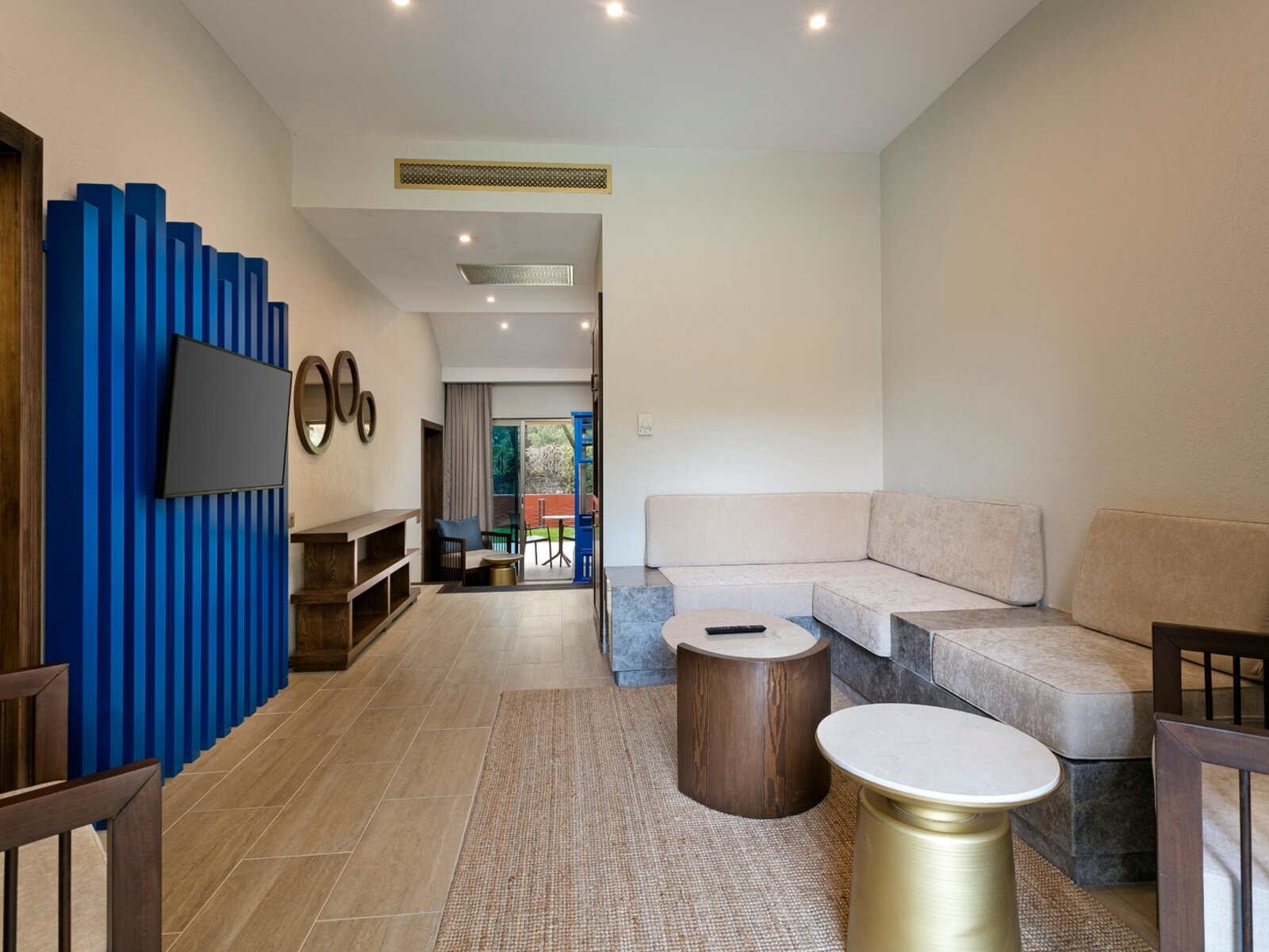 Wohnbeispiel Family Pool House (Ground Floor)