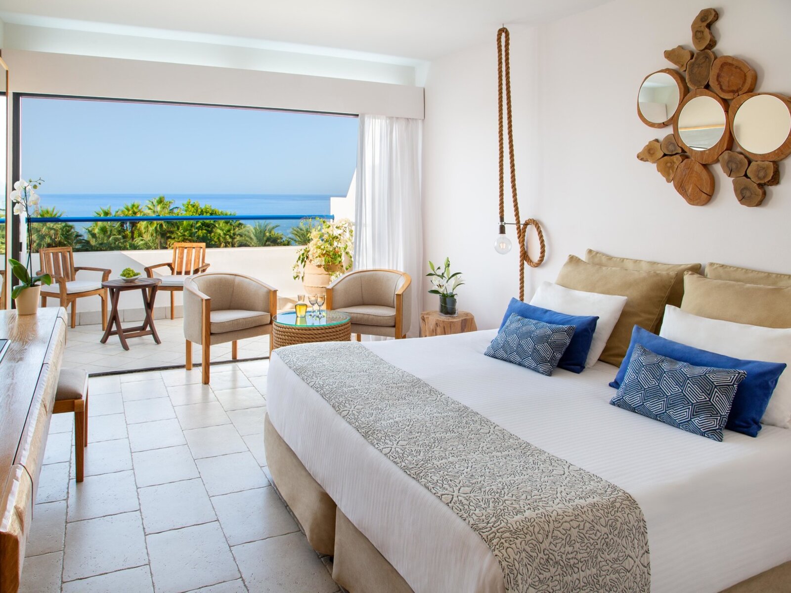 Superior Sea View Room