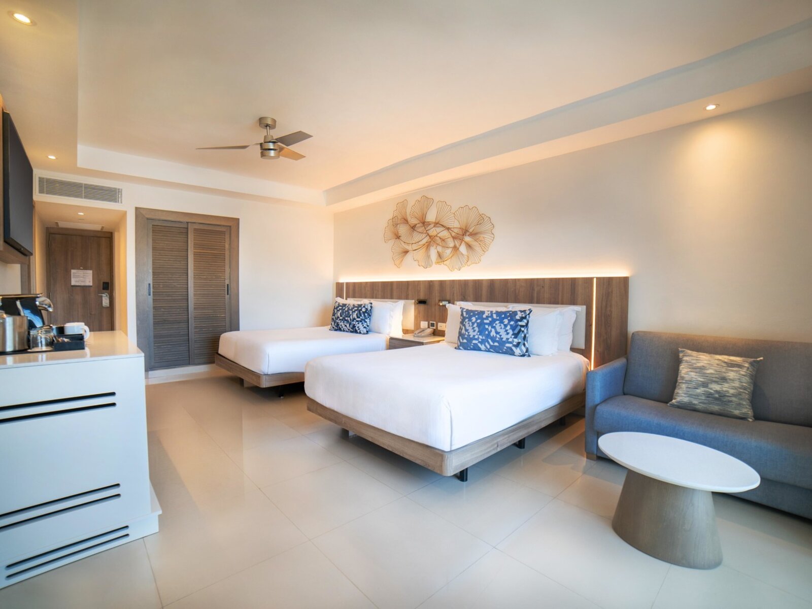 Wohnbeispiel Luxury Ocean View Room Diamond Club