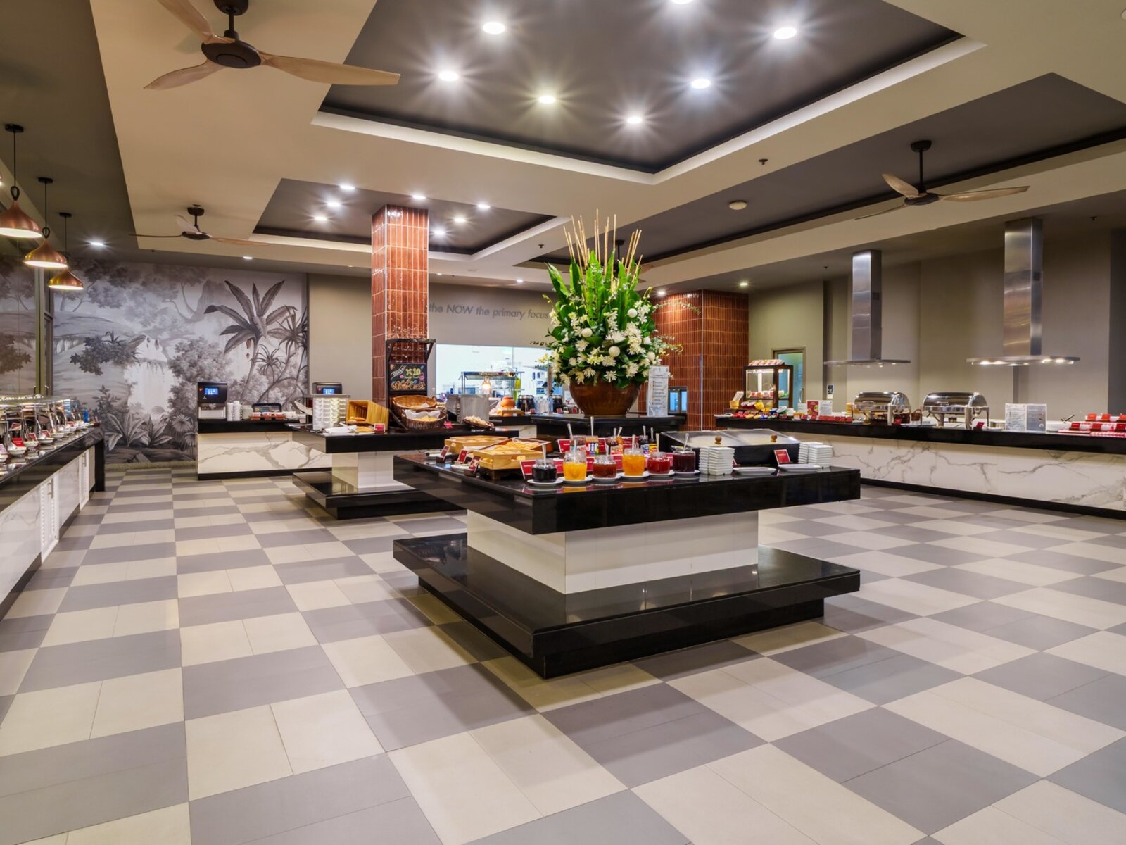 The Main Restaurant