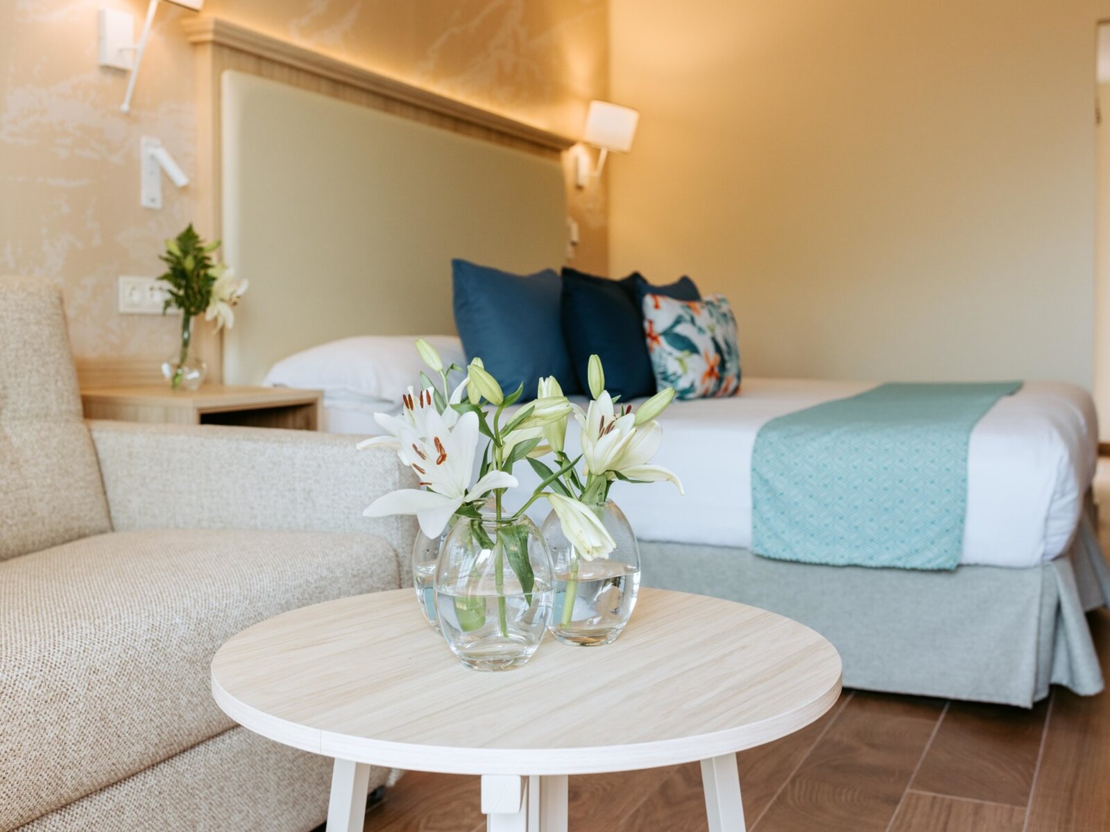Wohnbeispiel Single with Child Double Room Oasis