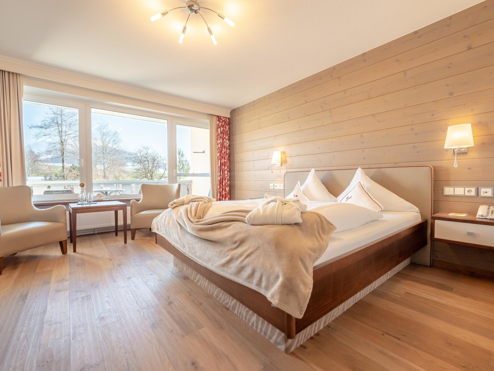 Wohnbeispiel Superior-Doppelzimmer Gartenblick mit Balkon