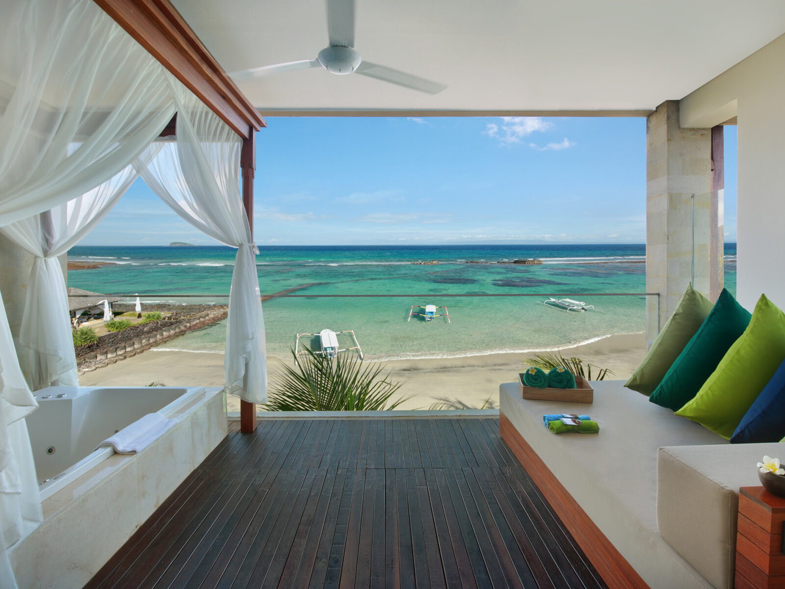 Wohnbeispiel Luxury Ocean View Suite