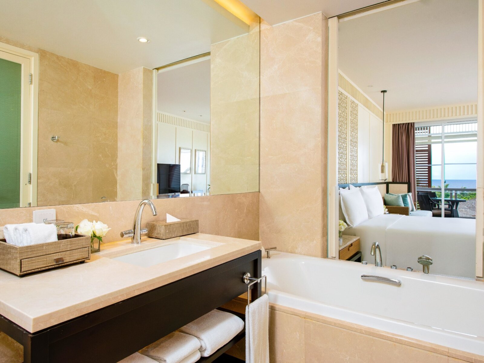 Wohnbeispiel Premium Ocean View Room Club Lounge Access
