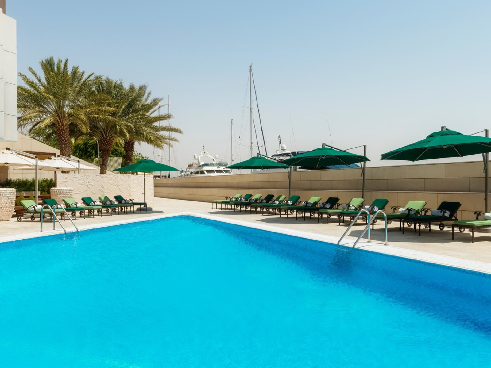 Hotel Pool