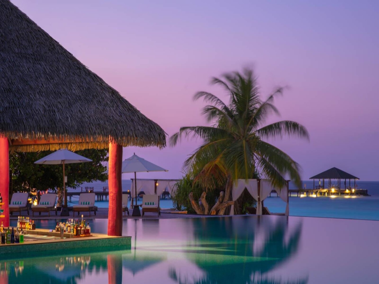 Pool Bar