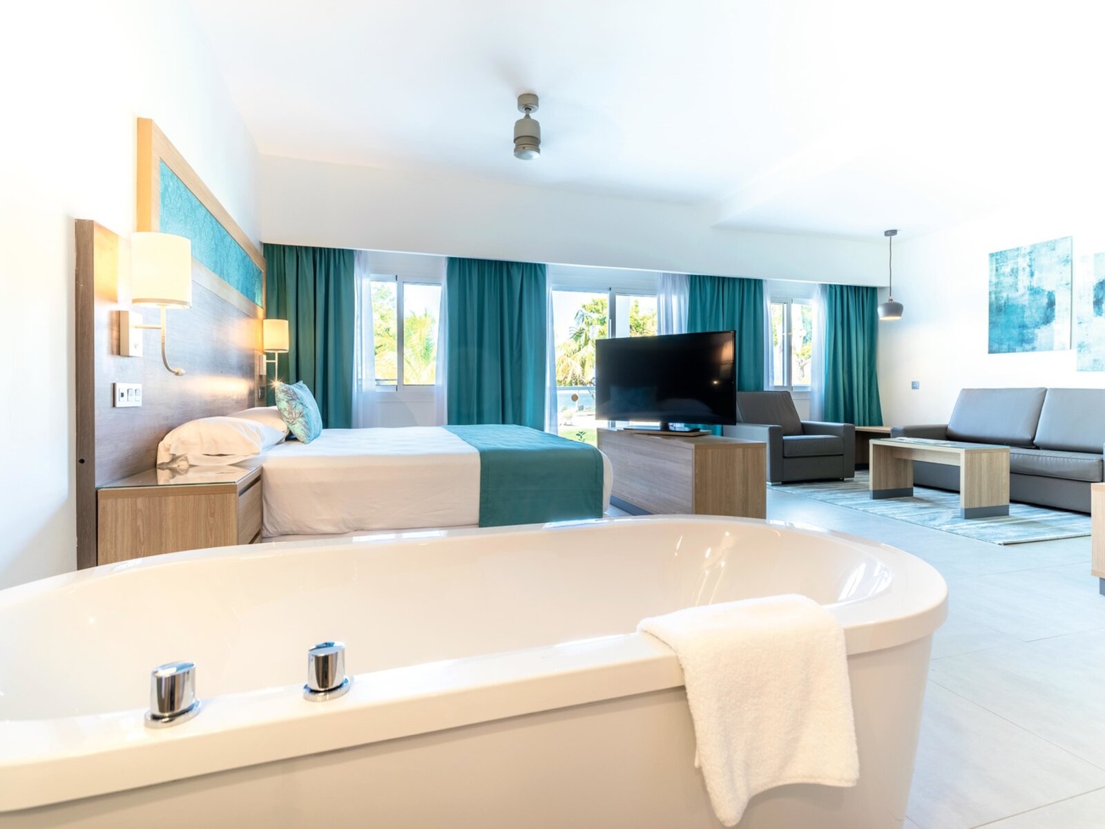 Wohnbeispiel Suite with Sea View