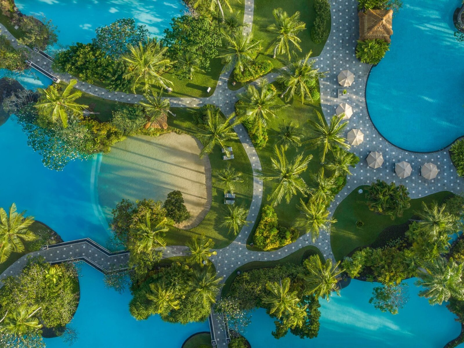 Poollandschaft
