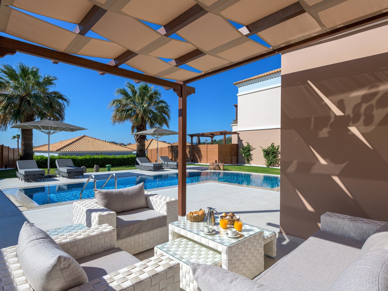 Wohnbeispiel Villas with private pool partial seaview