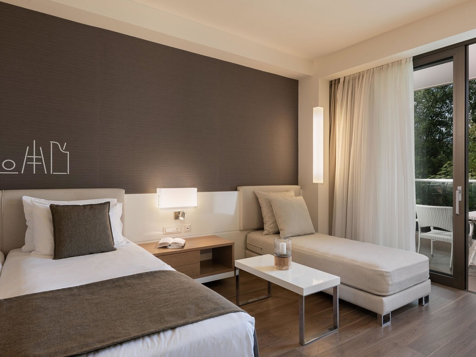 Wohnbeispiel Deluxe room landview