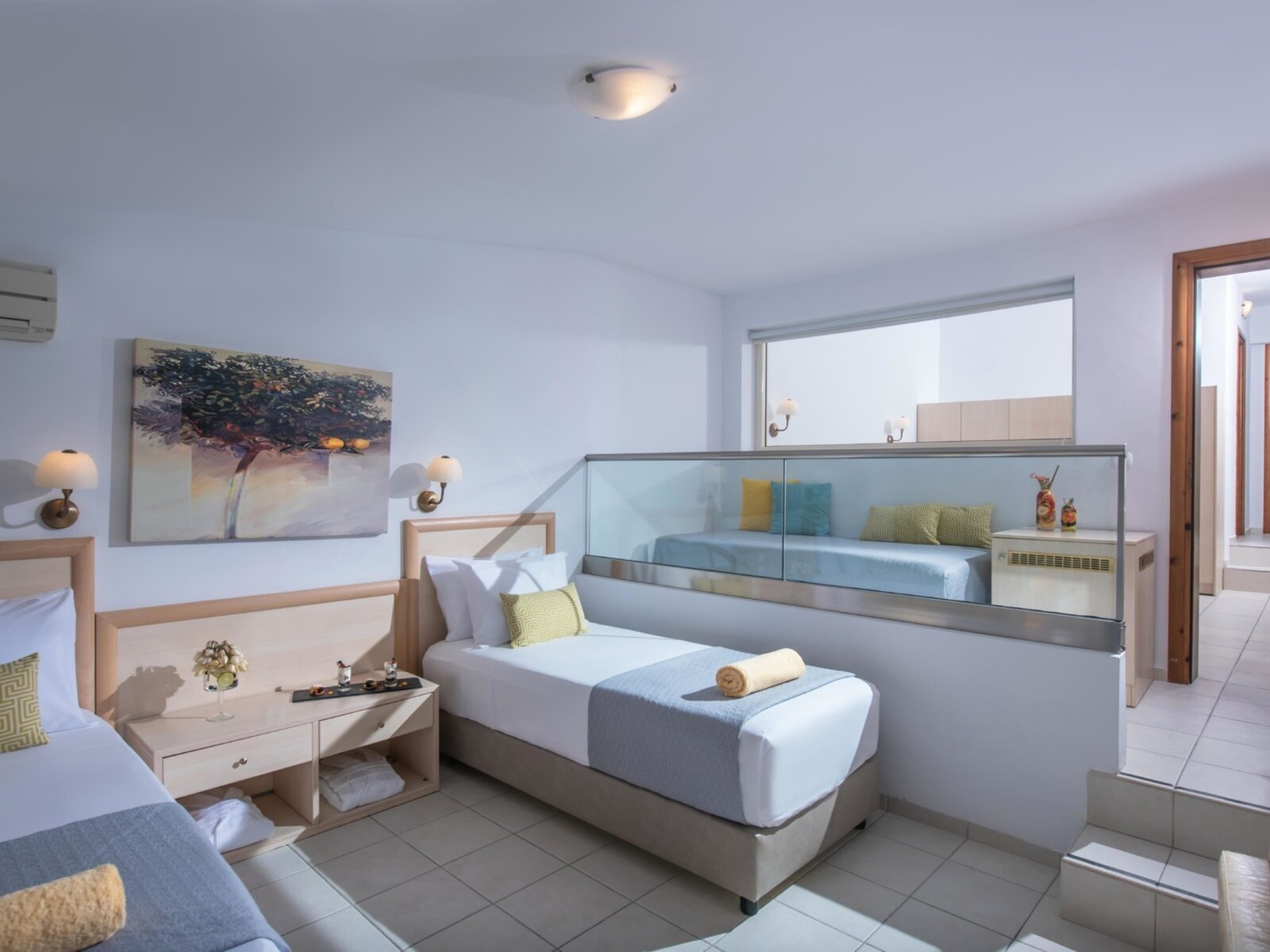 Wohnbeispiel Family Suite 2 bedroom sea view mainbuilding