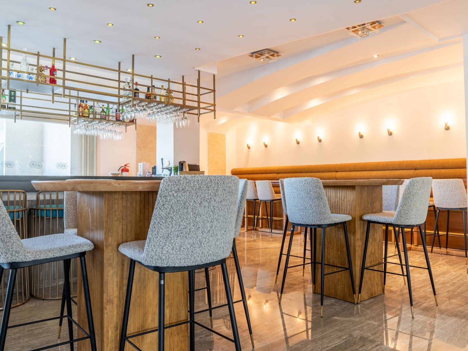 Lobbybar