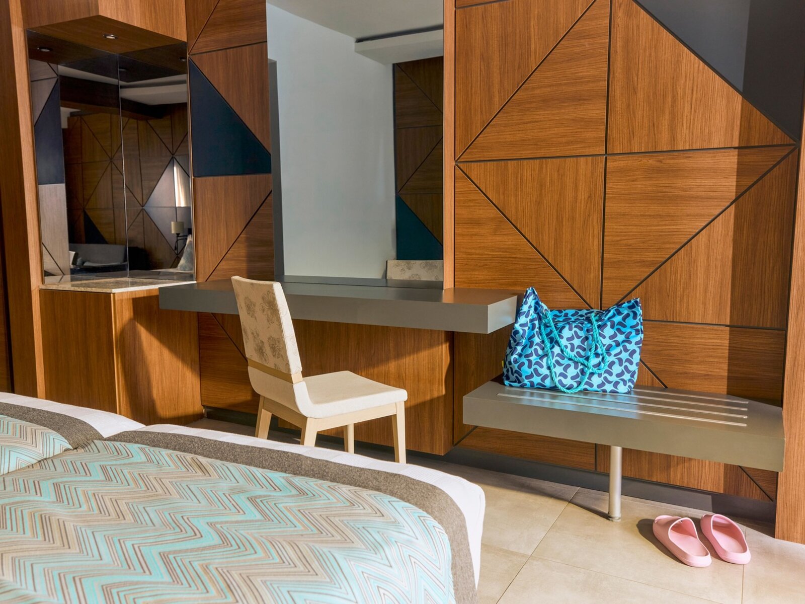 Wohnbeispiel Double Room Mainbuilding Type 2 Side Sea View