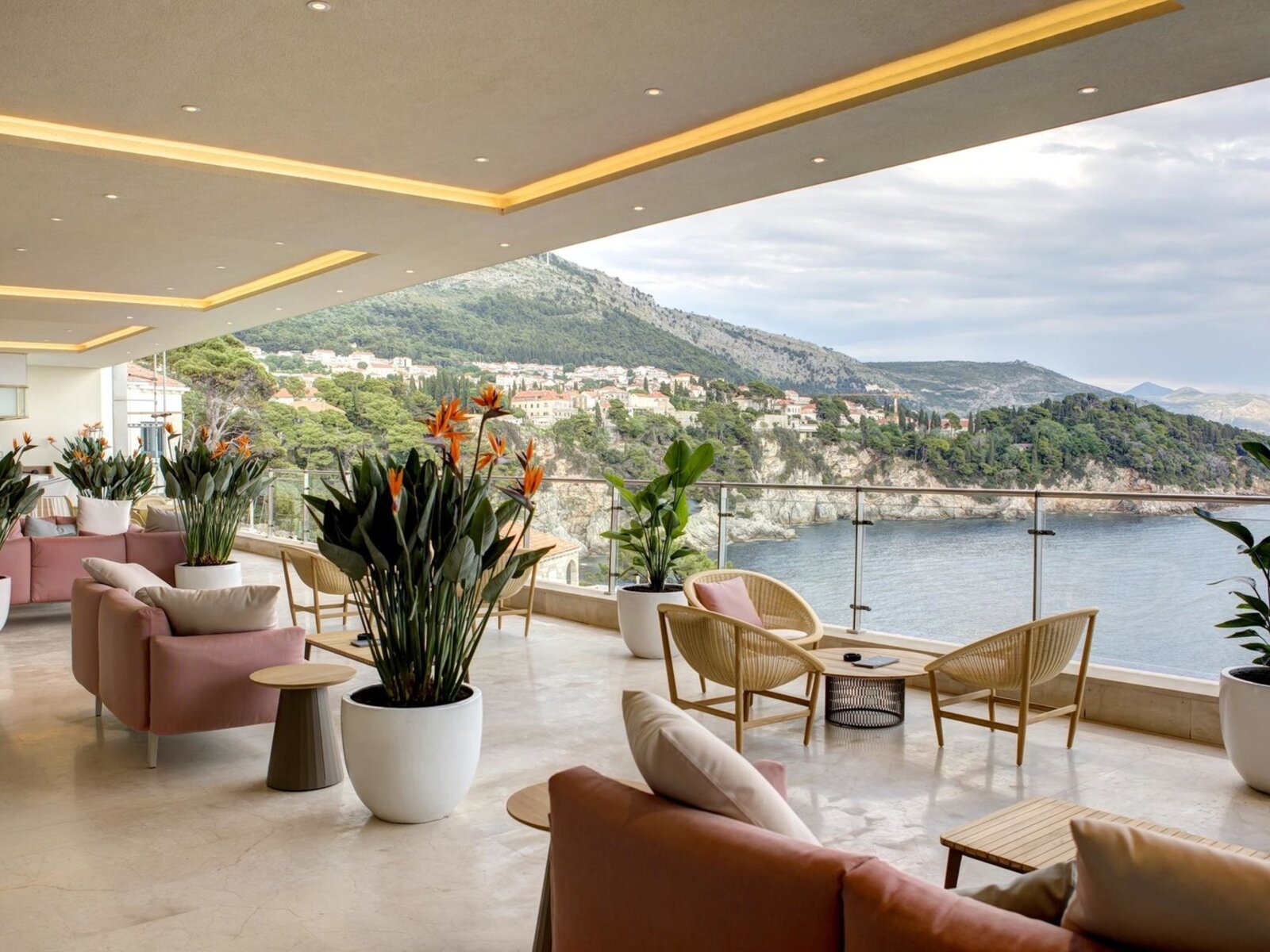 Terrace Libertas & Lobby Bar