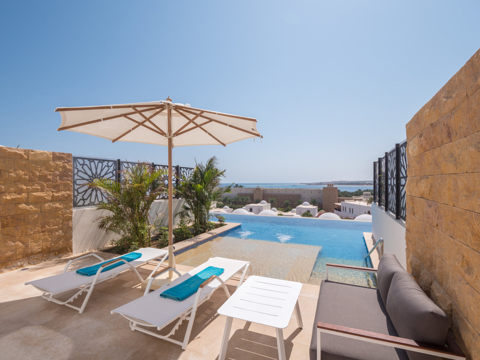 Sea View Swim Up One Bedroom Villa
