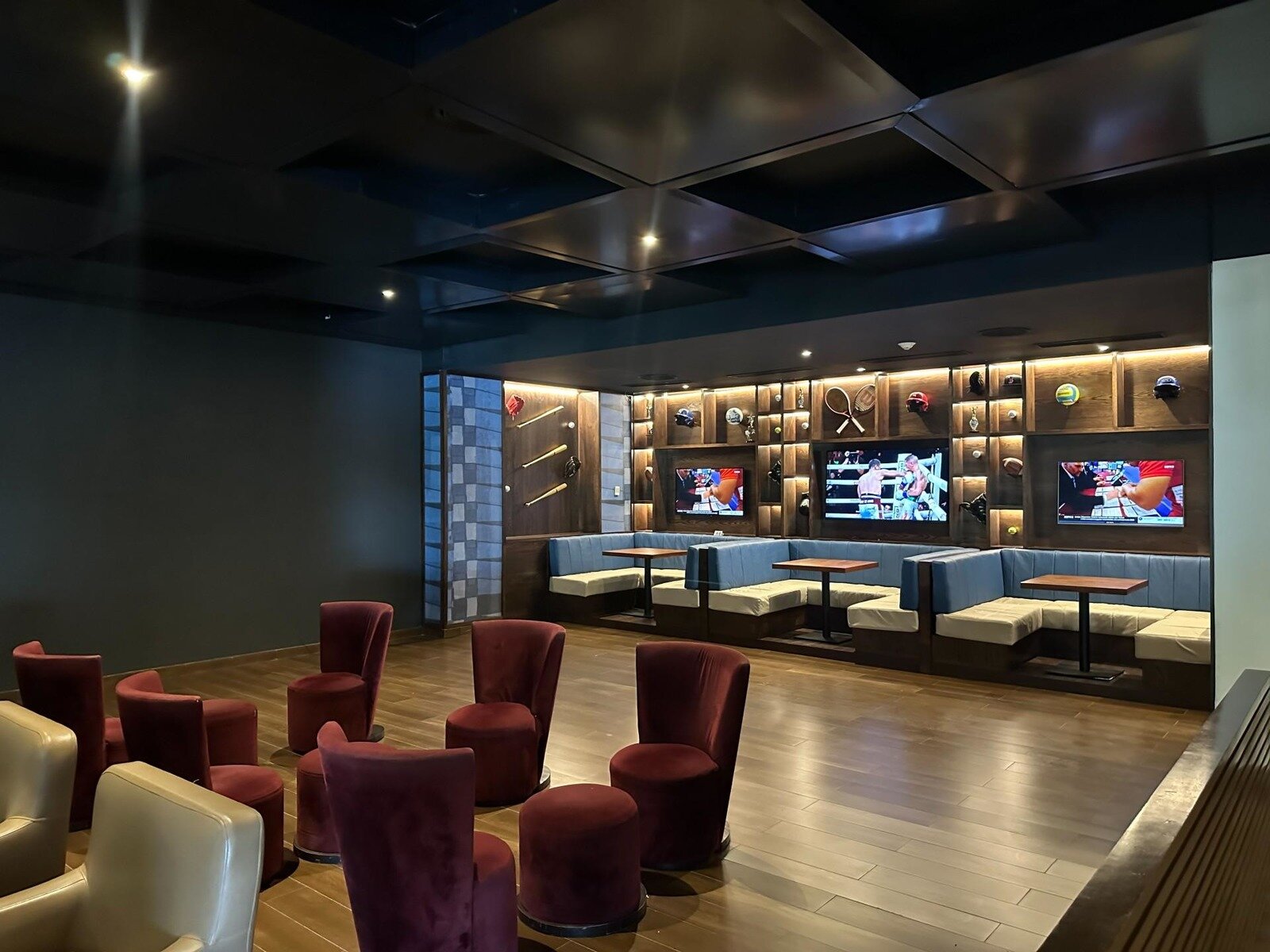 Score Sporstbar & Lounge