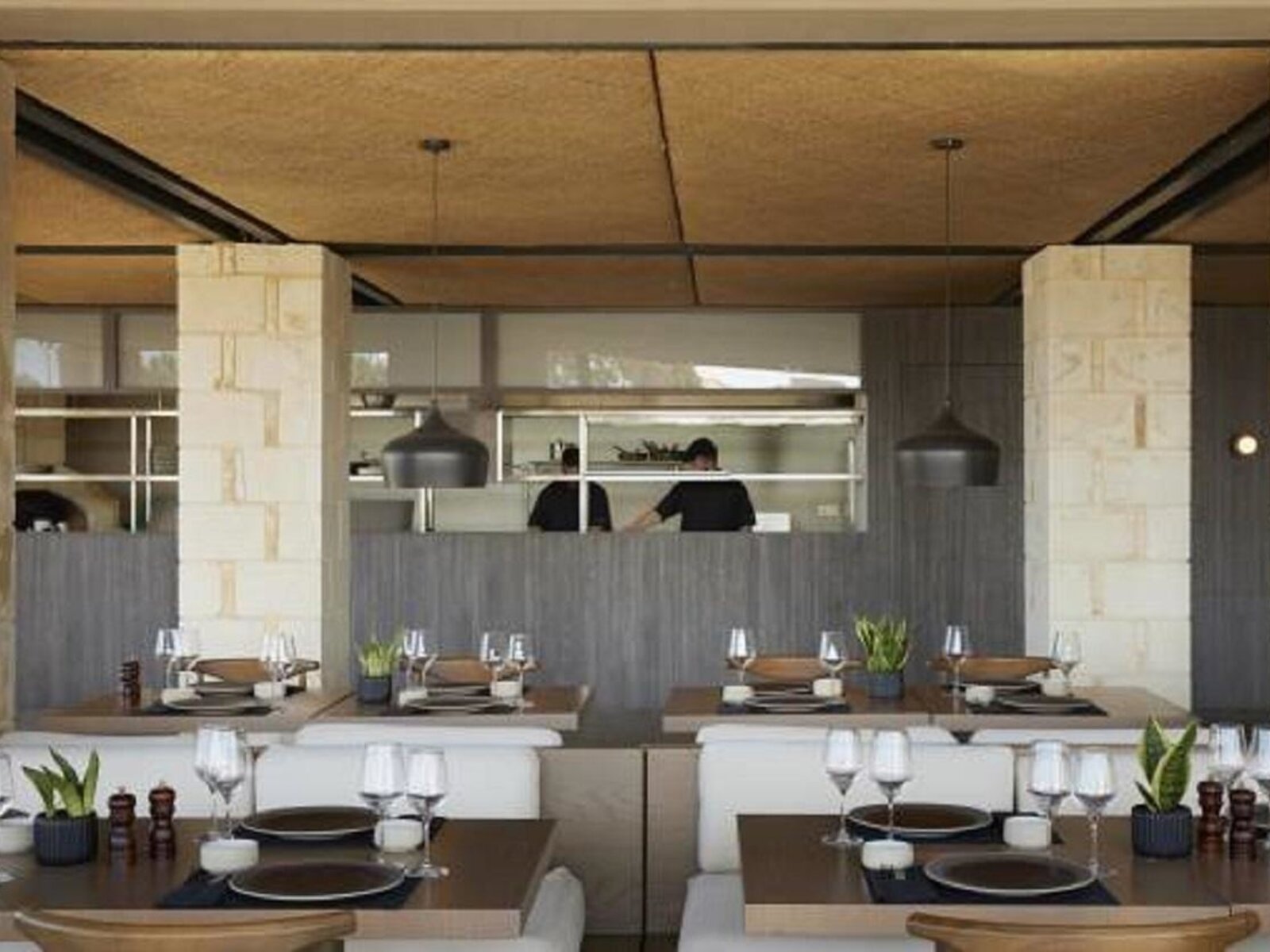 35 Degrees A La Carte Restaurant