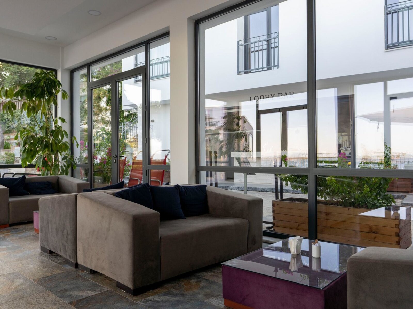 Lobby Bar