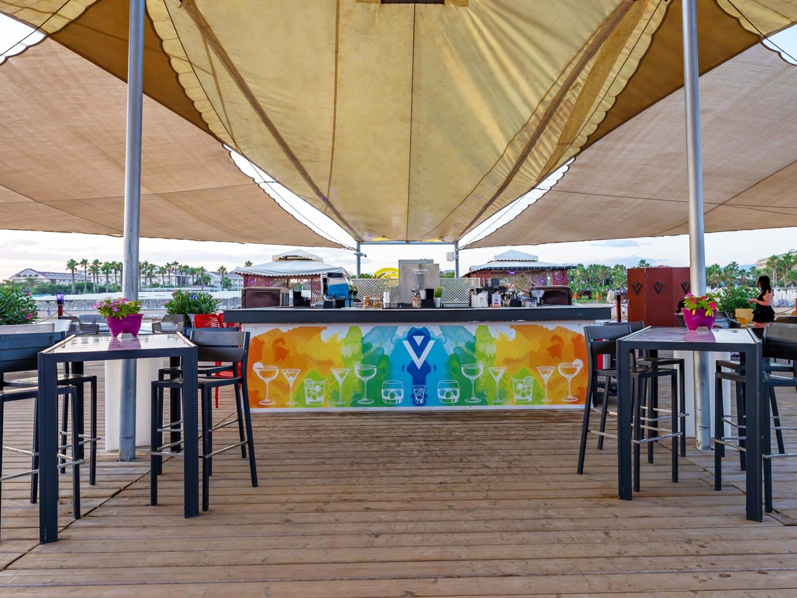 Pier Bar