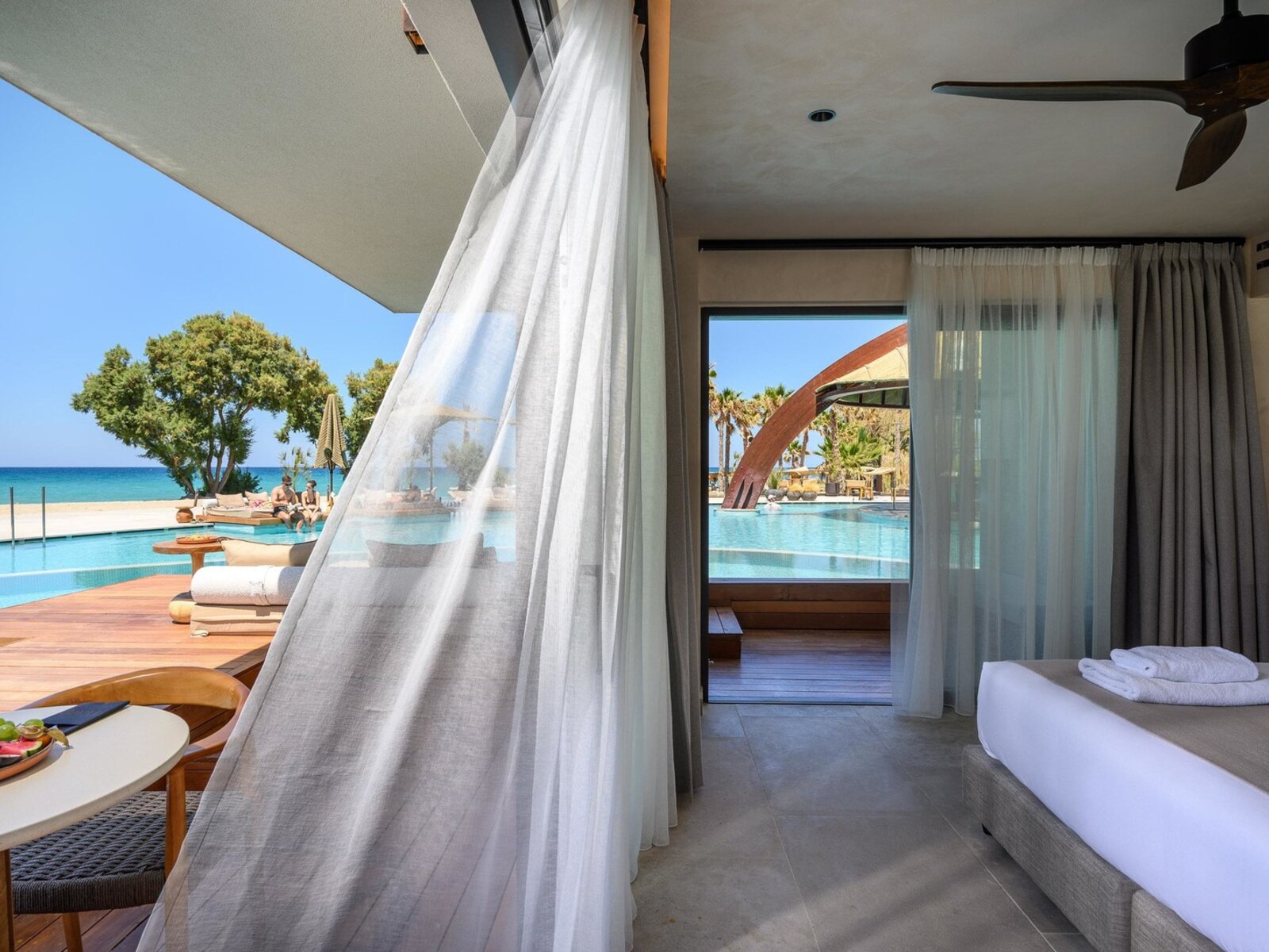 Wohnbeispiel Deluxe Suite Private pool