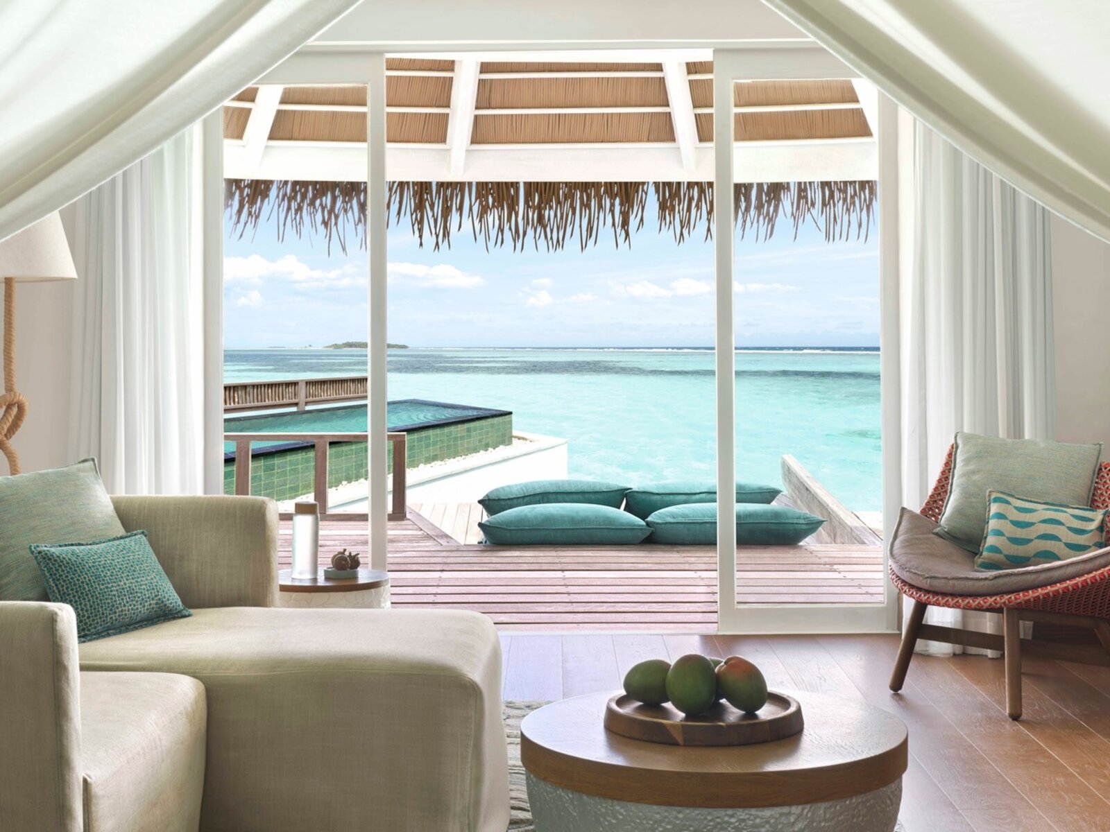 Wohnbeispiel Water Villa with Pool