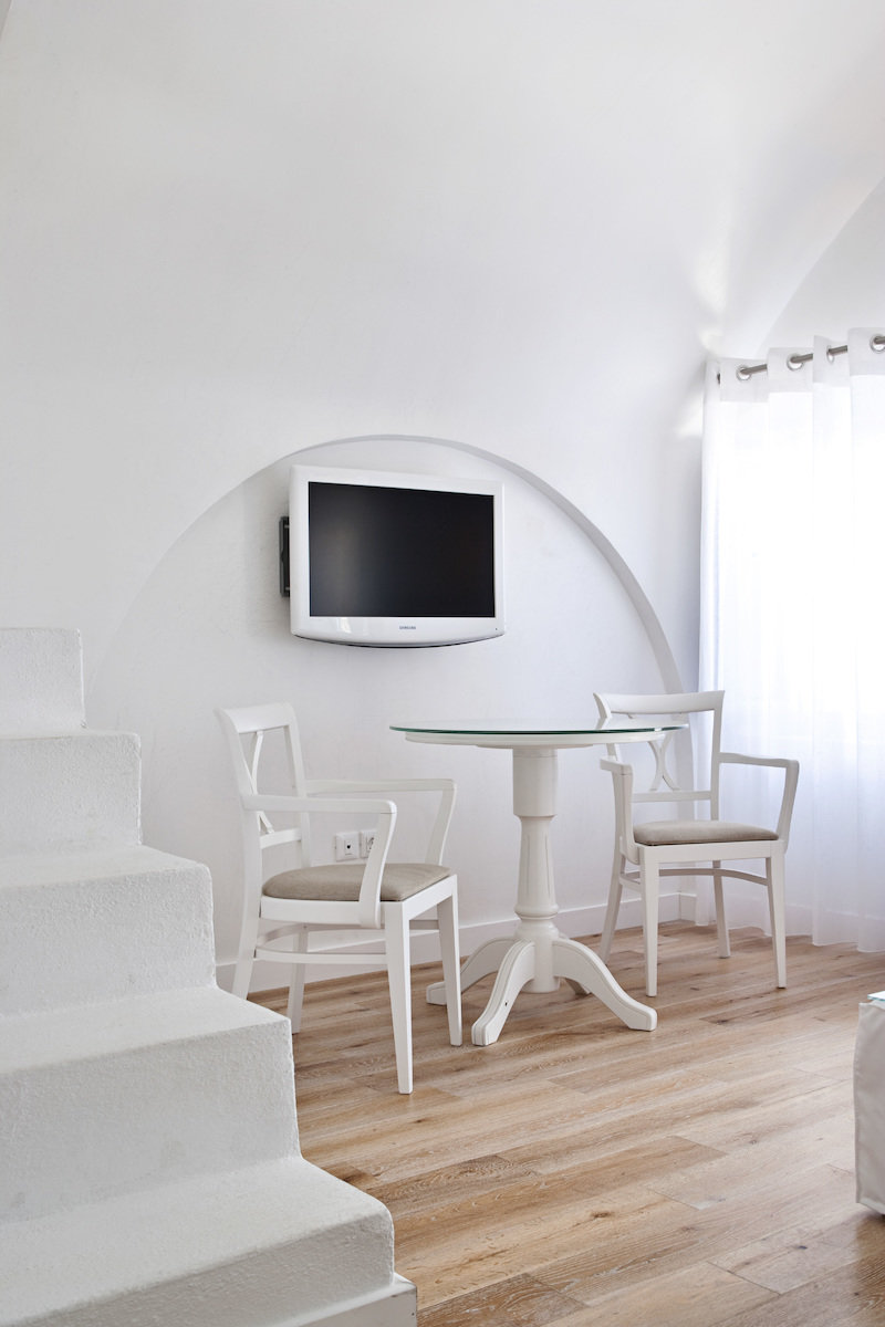 Wohnbeispiel Superior Suite with open air jetted yube