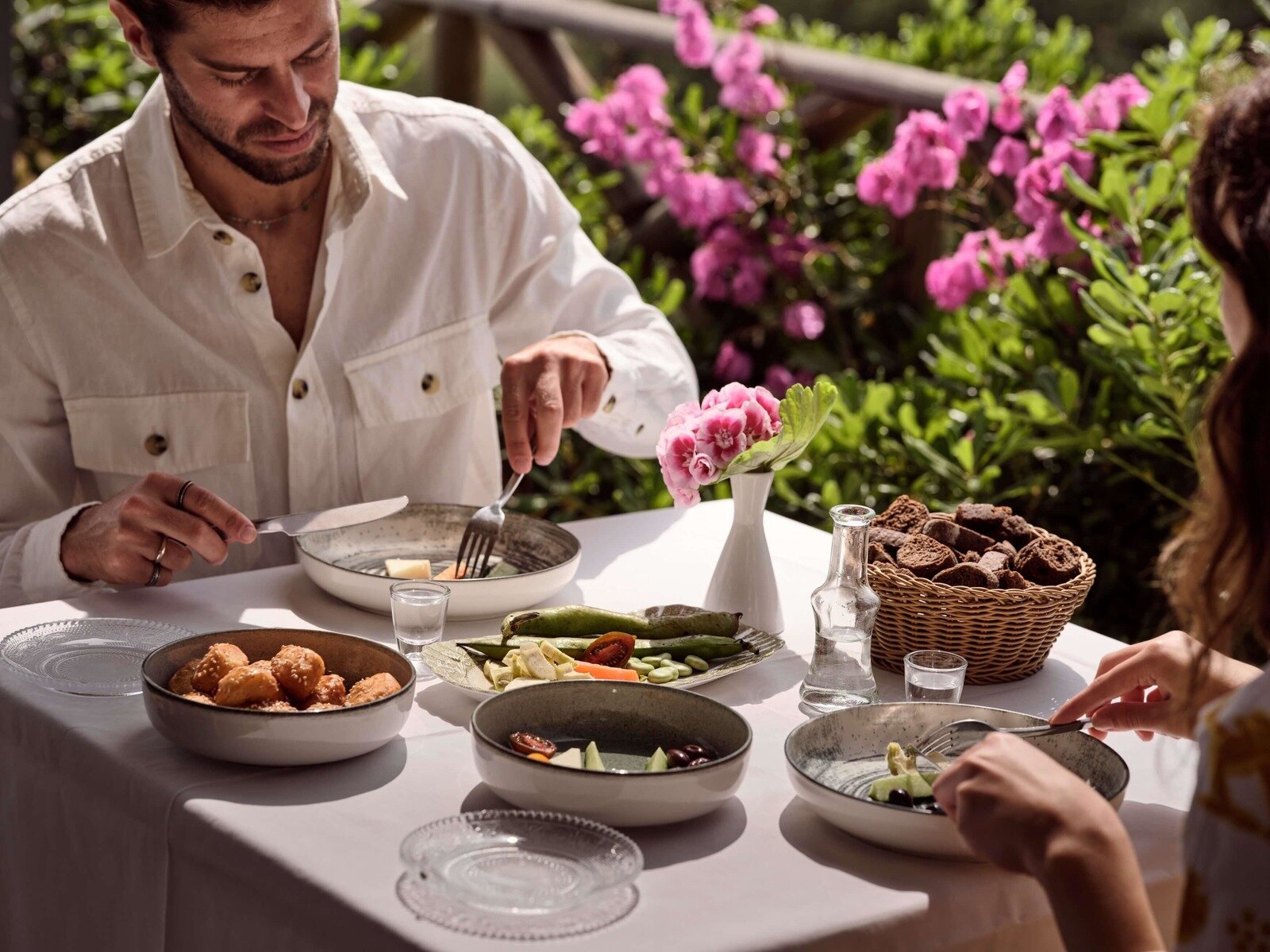Cavos Restaurant