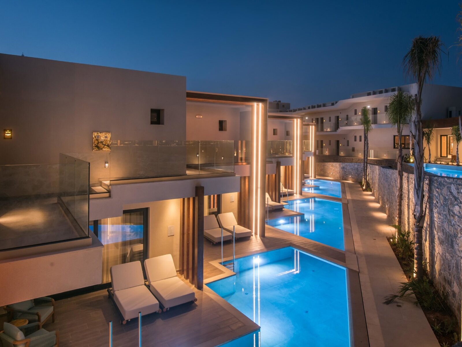 MAIN POOL