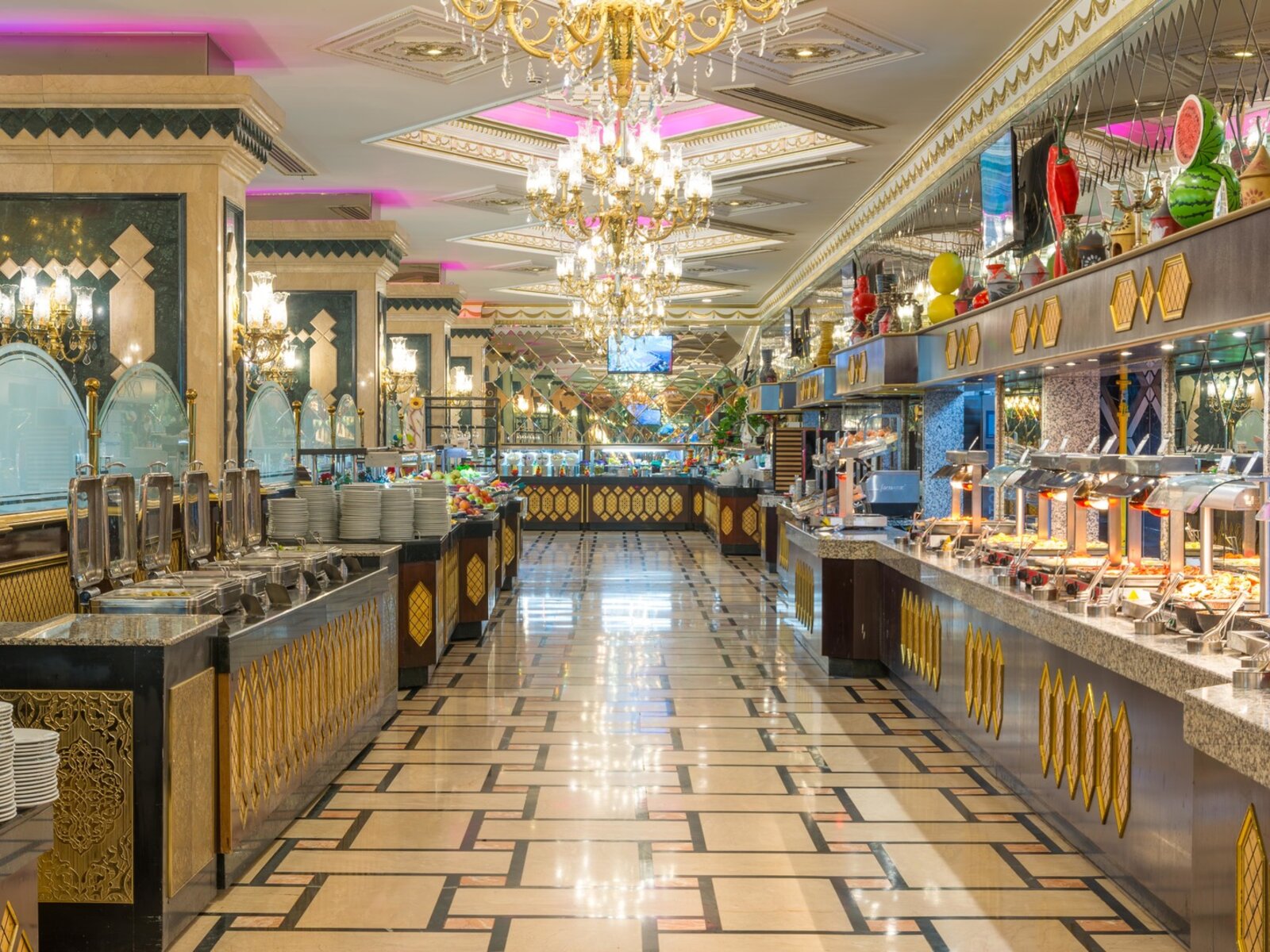 ROYAL RESTAURANT