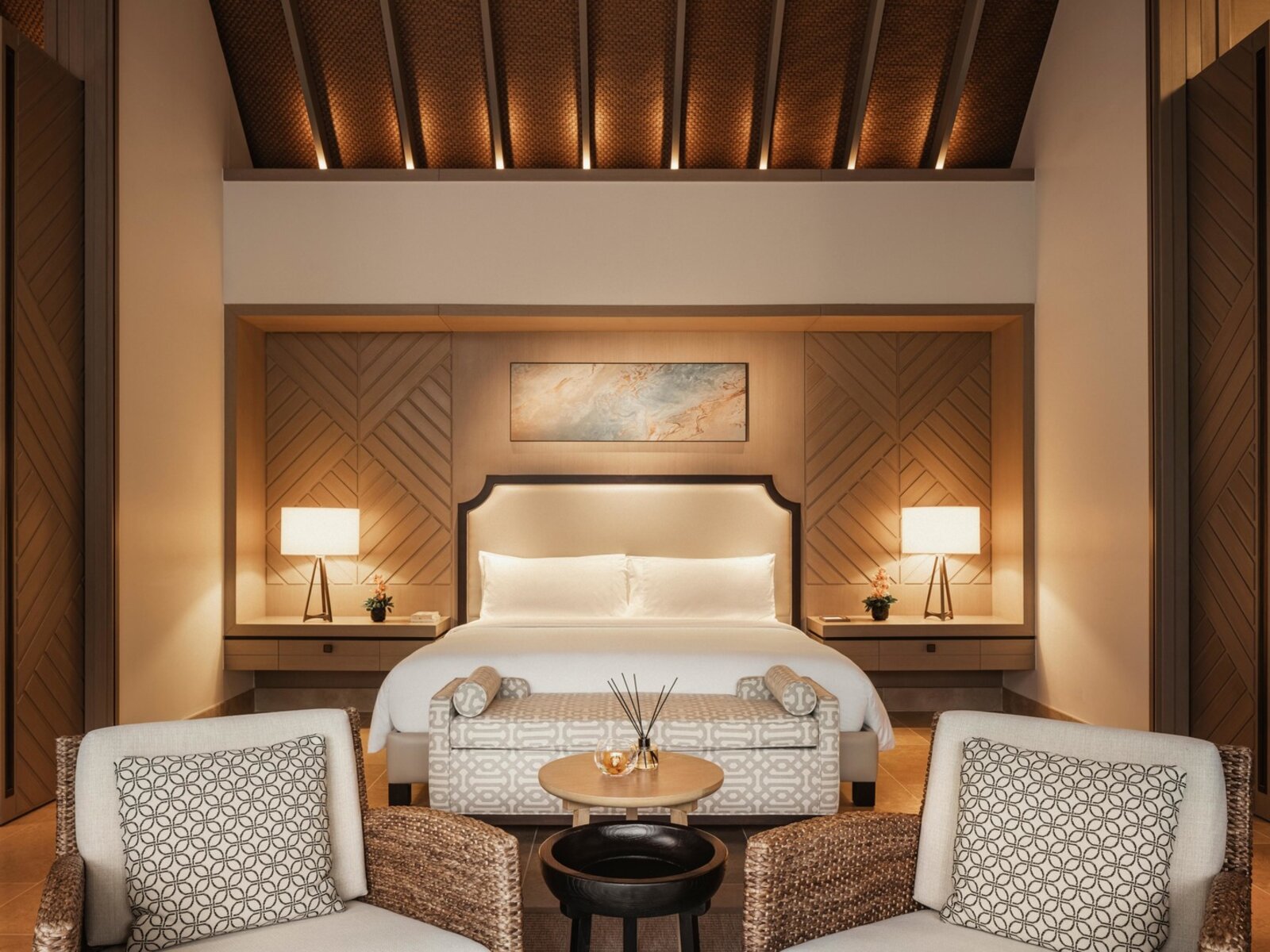 Wohnbeispiel Grand Beach Villa with Pool