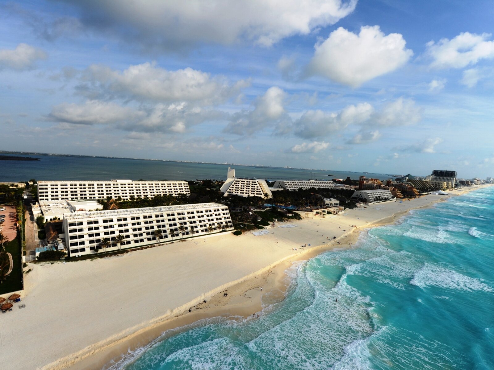 oh cancun on the beach