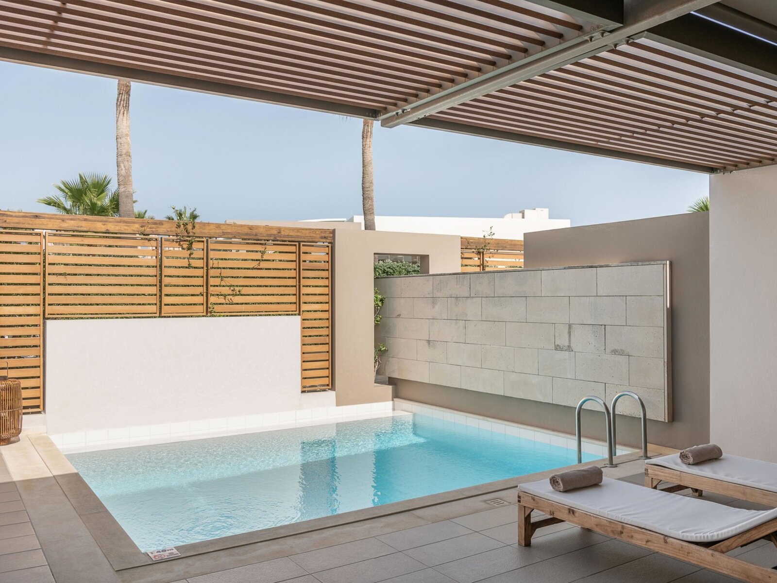 Wohnbeispiel Deluxe Suite Private pool  (60qm)