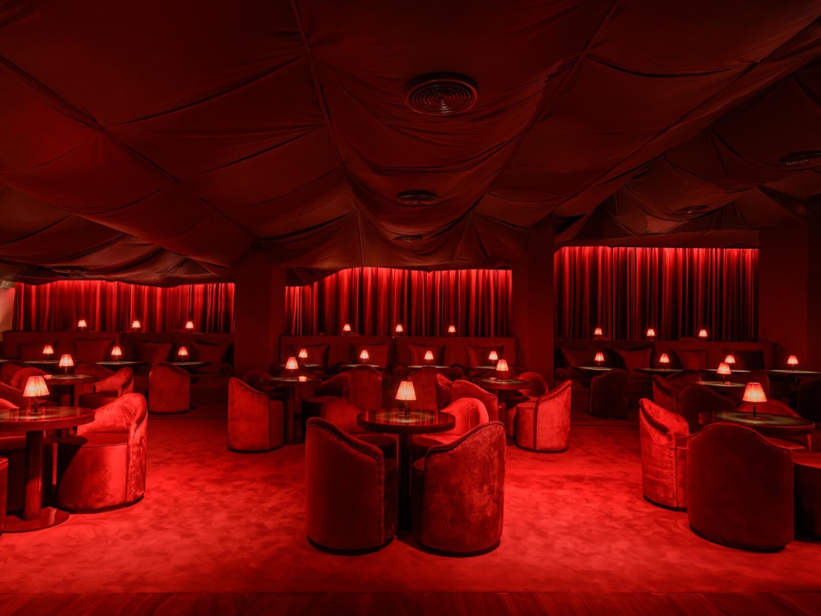 Naz Cabaret