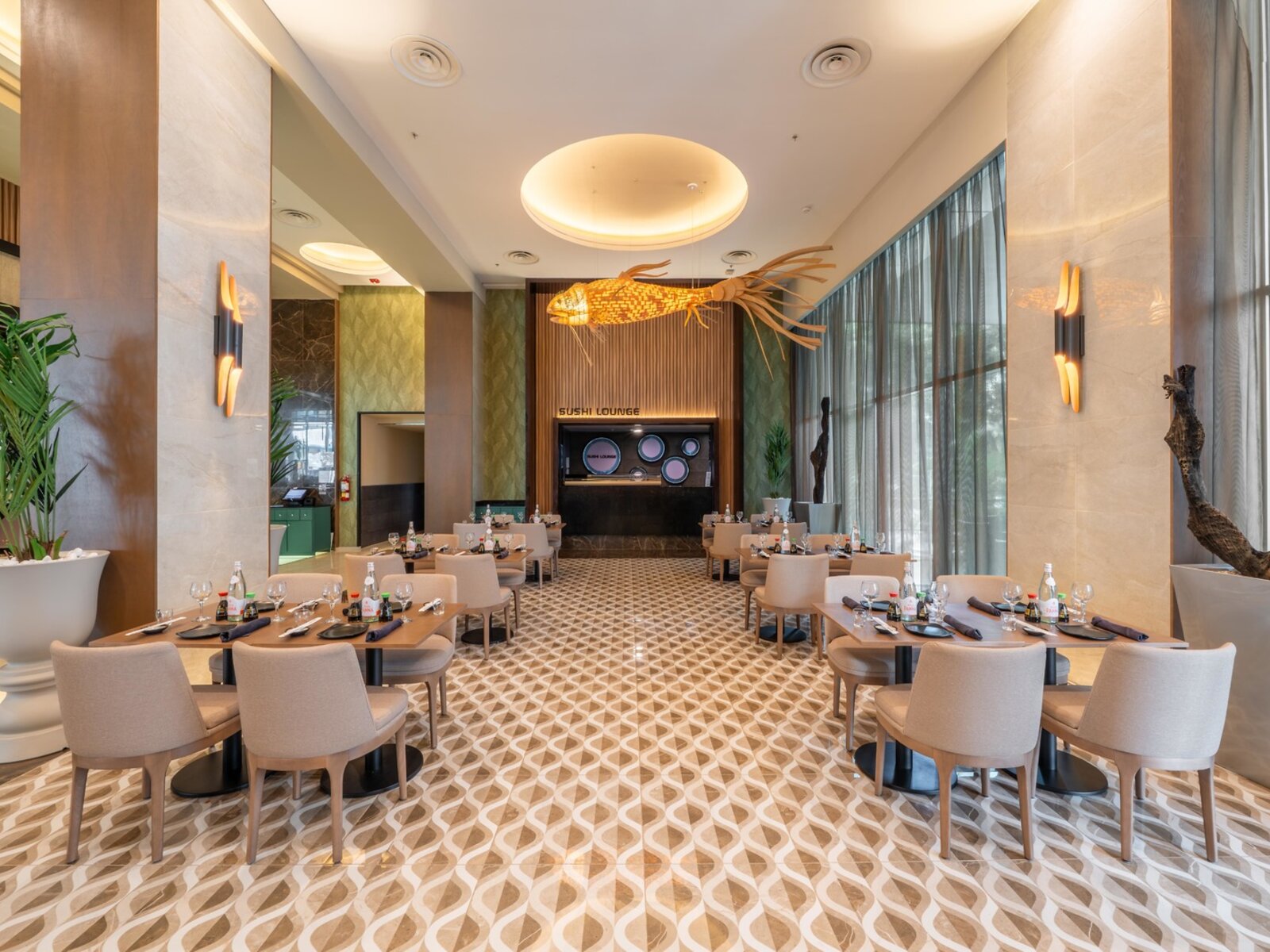 Lobby Bar & Sushi Lounge Studio 50