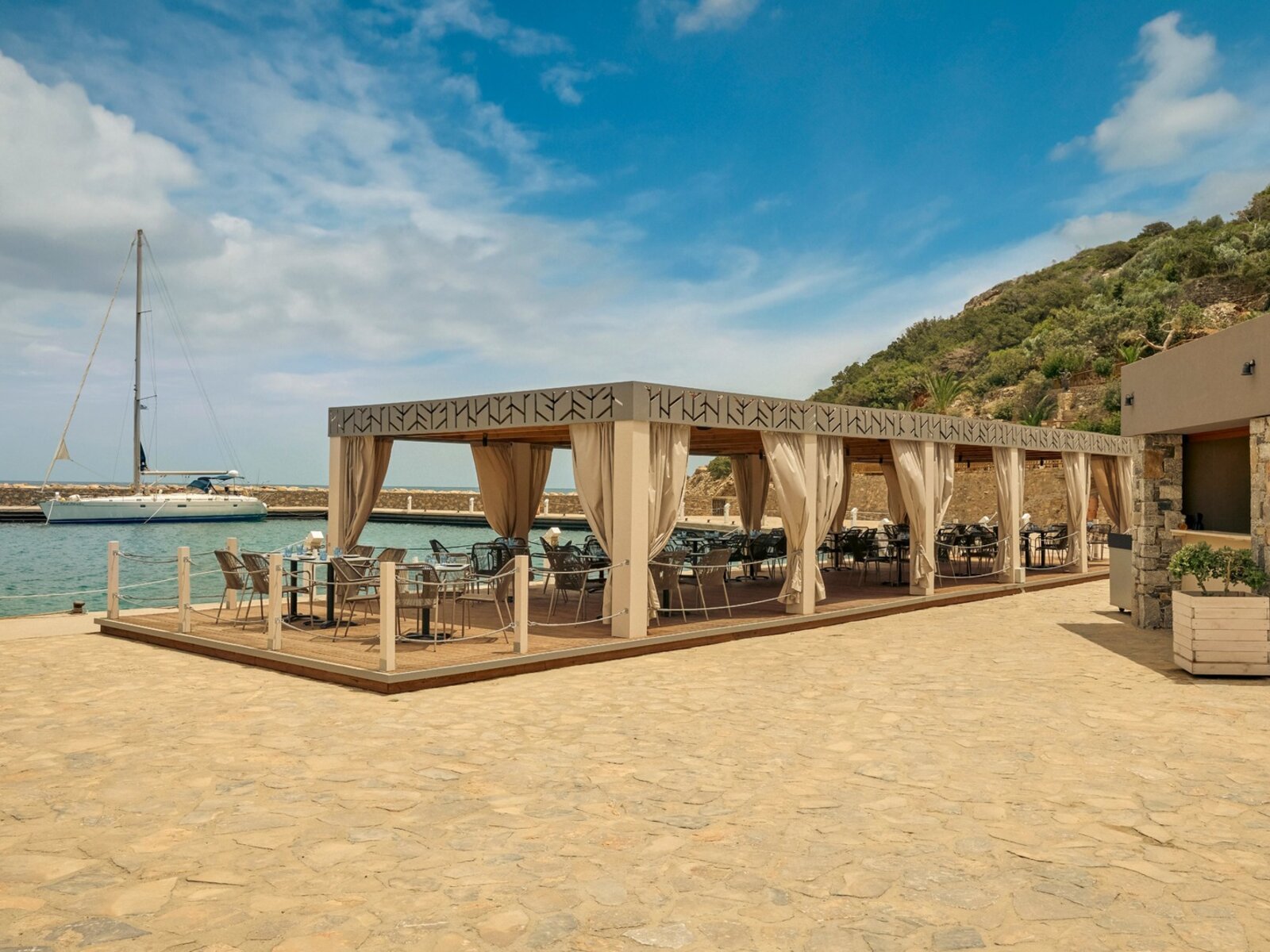 Mezedaki-Greek Tavern