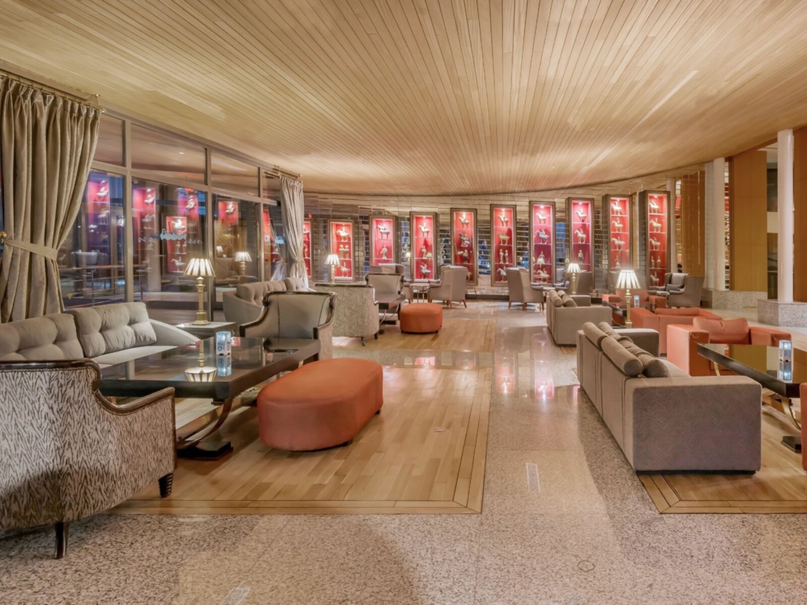 Piano Bar