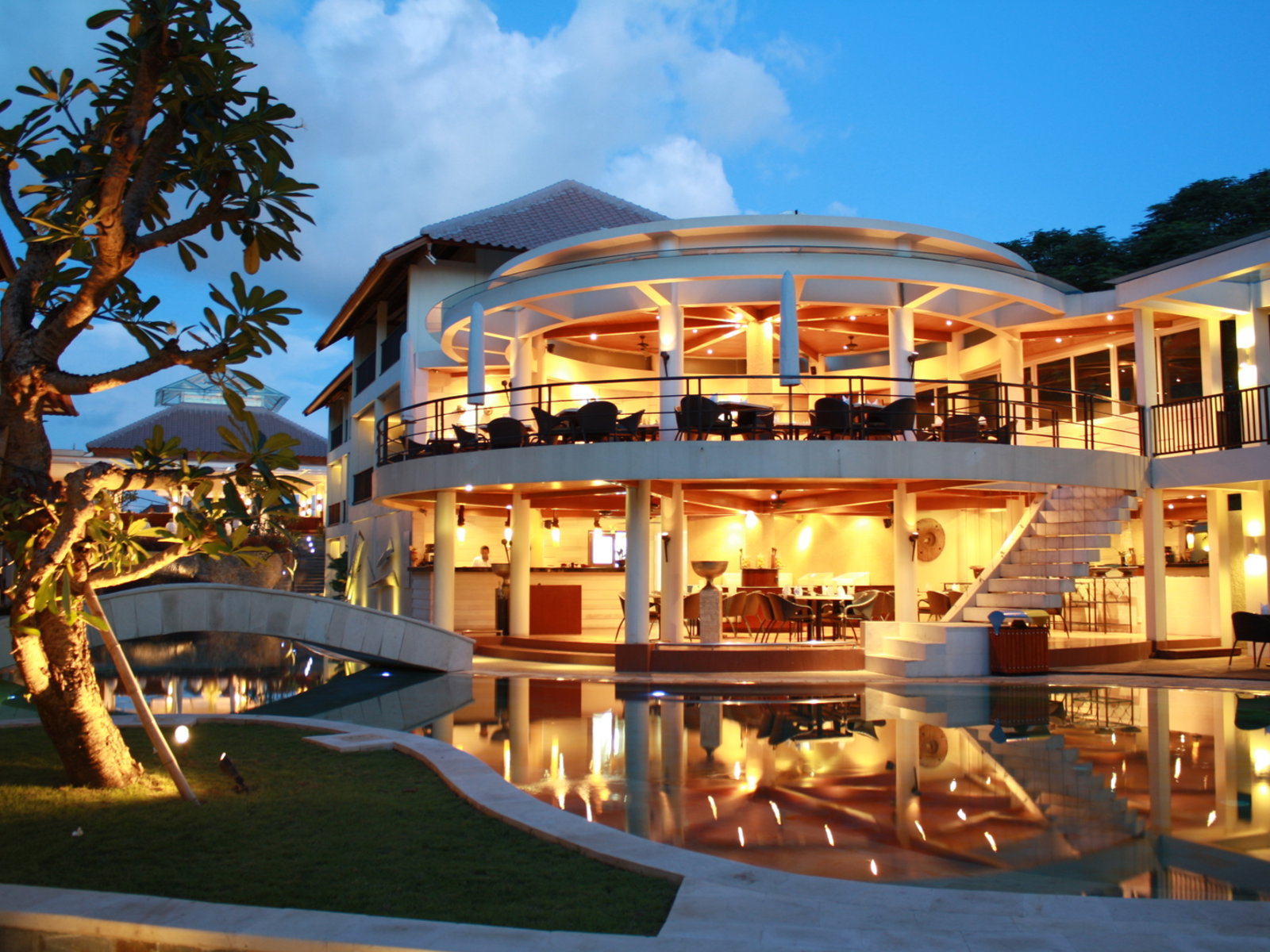 AZAA RESTAURANT