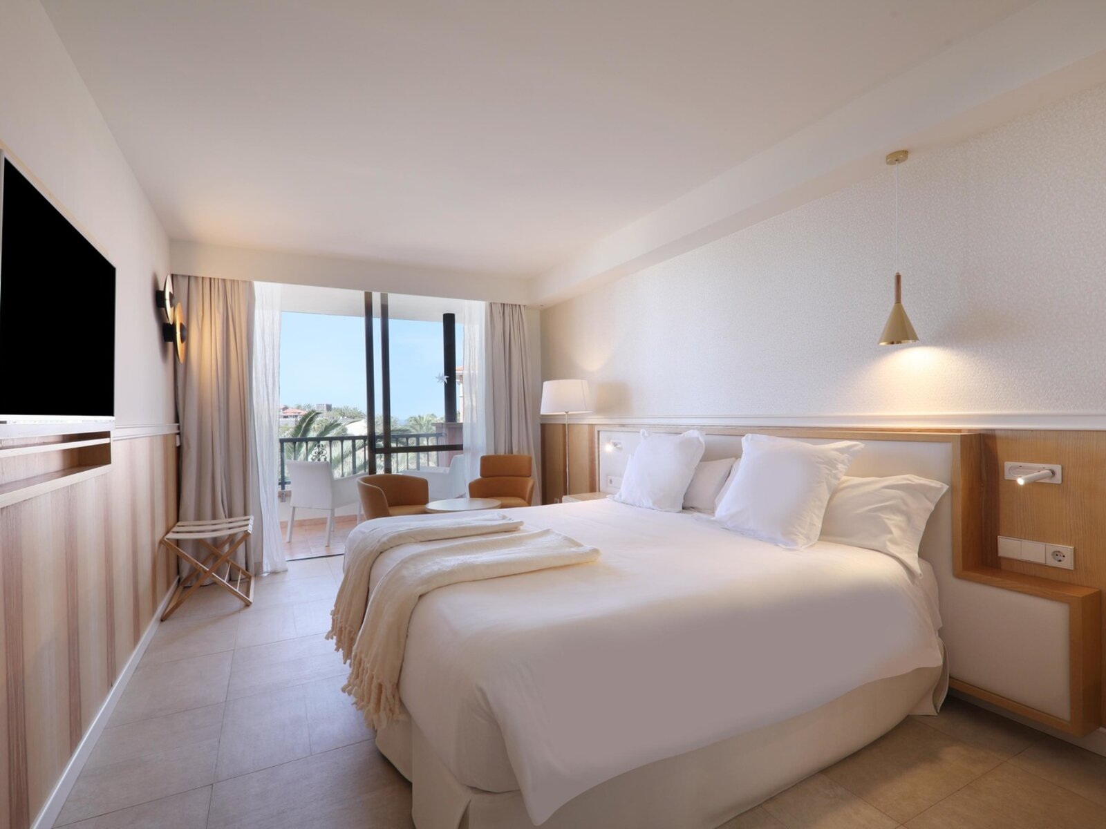 Wohnbeispiel Double Priority Location Side Sea View
