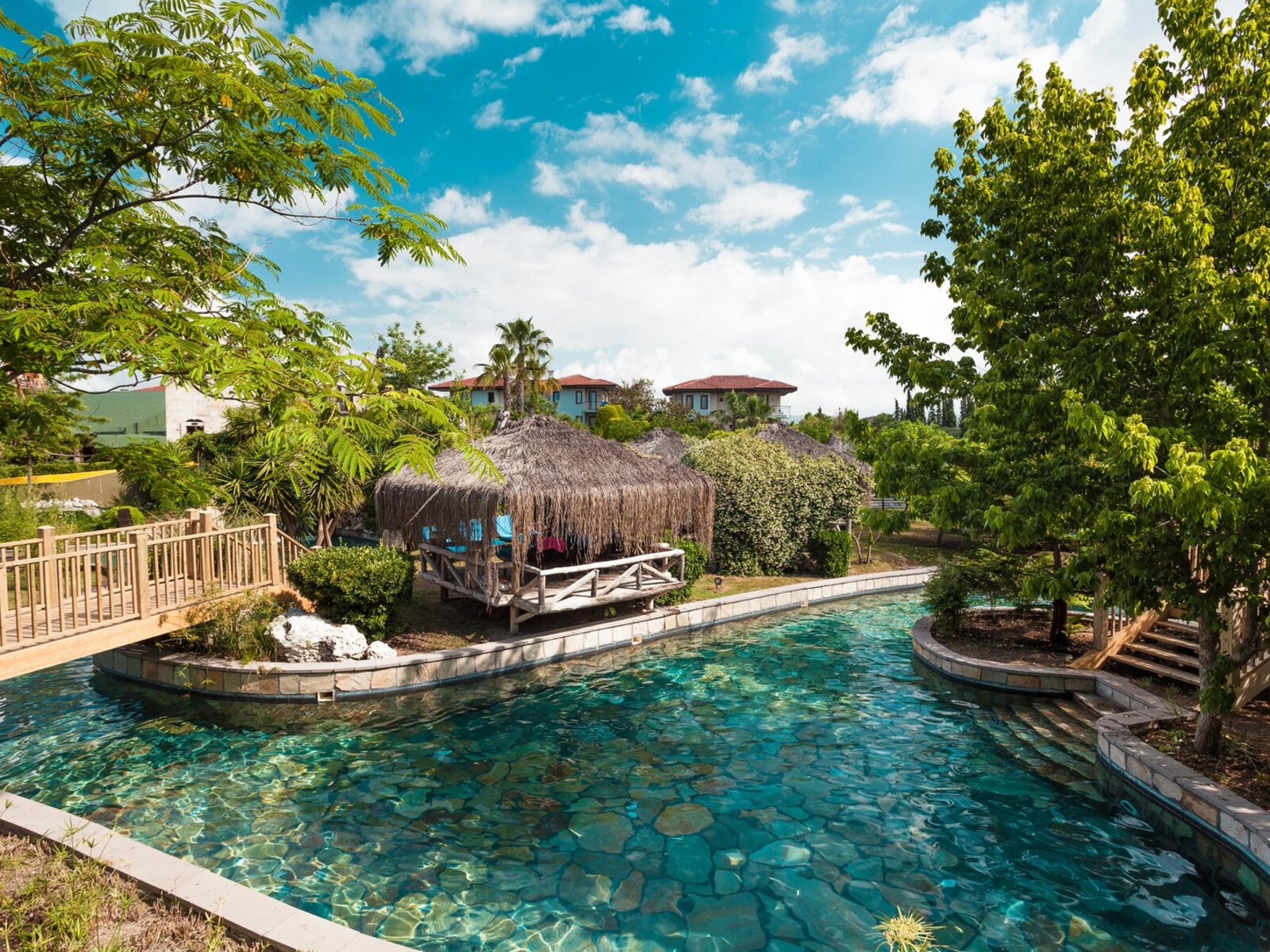 LAZY RIVER