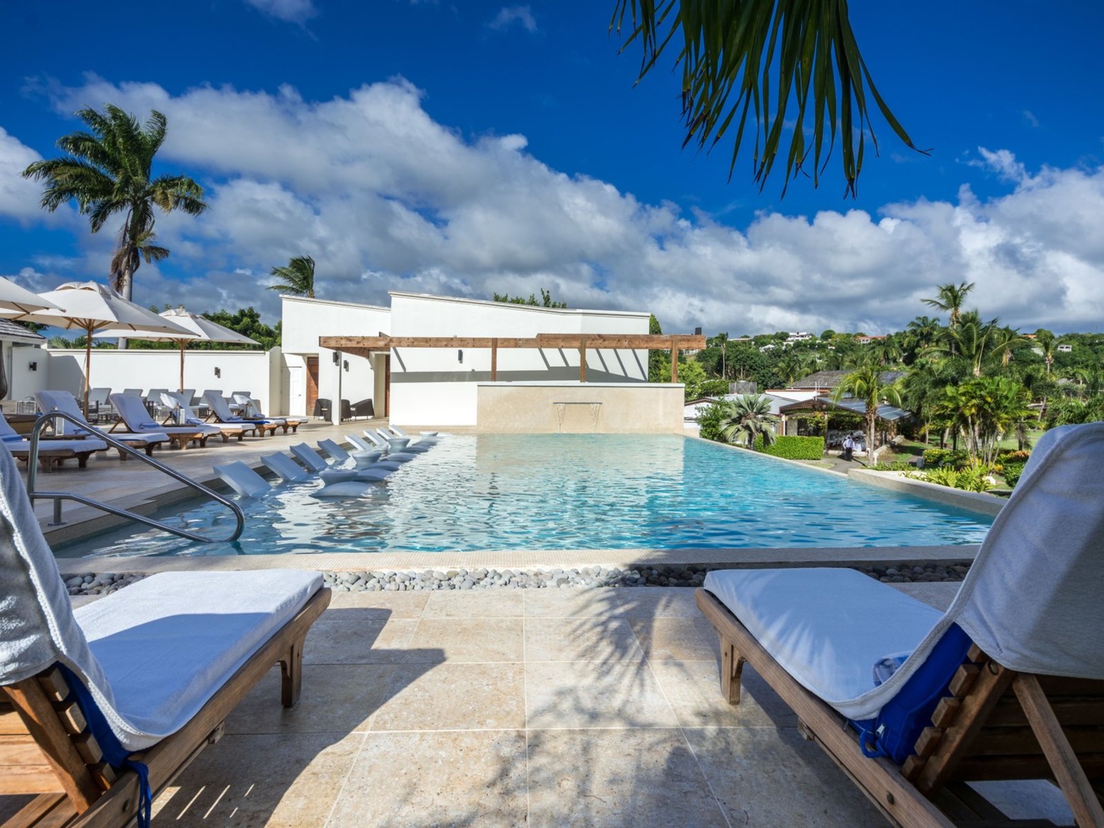 Calabash Luxury Boutique Hotel