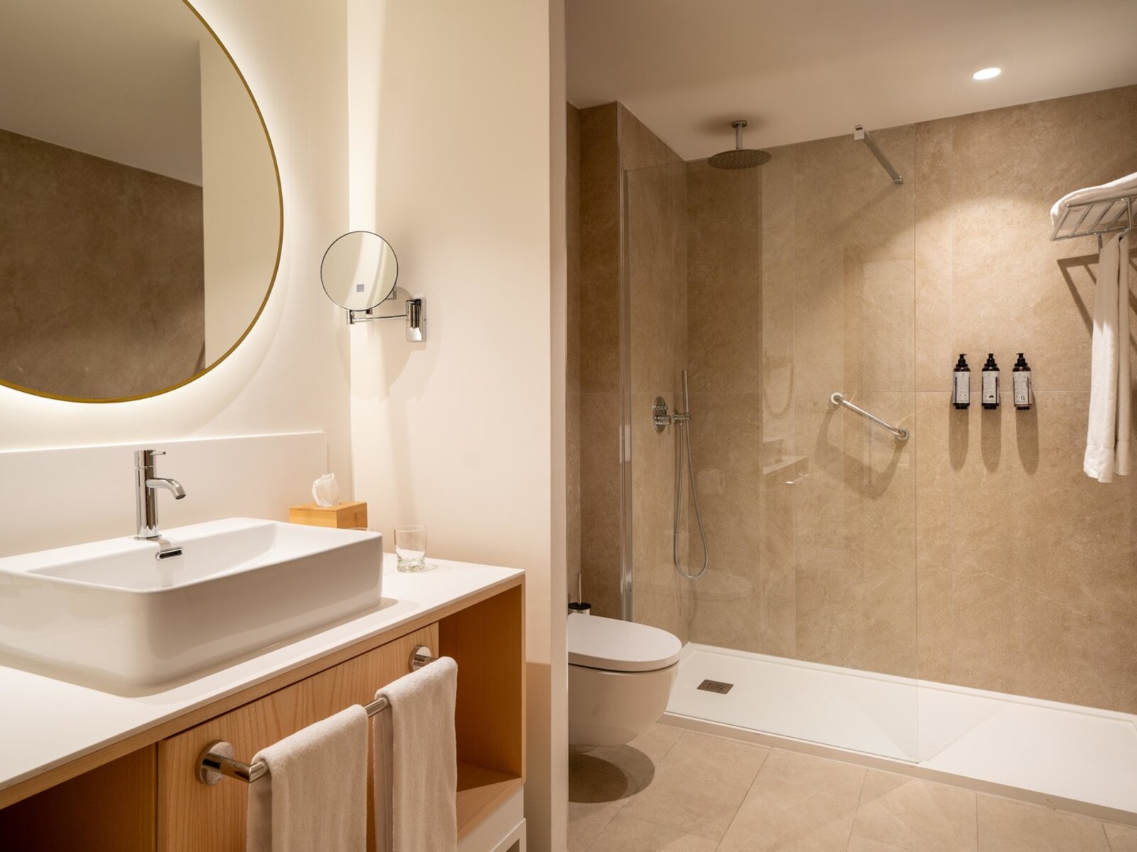 Wohnbeispiel Junior Suite Pool Access