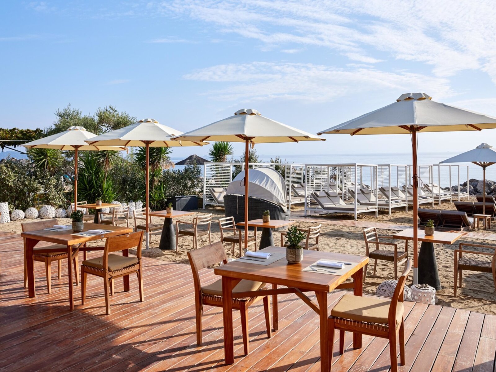 Emerald Beach Bar
