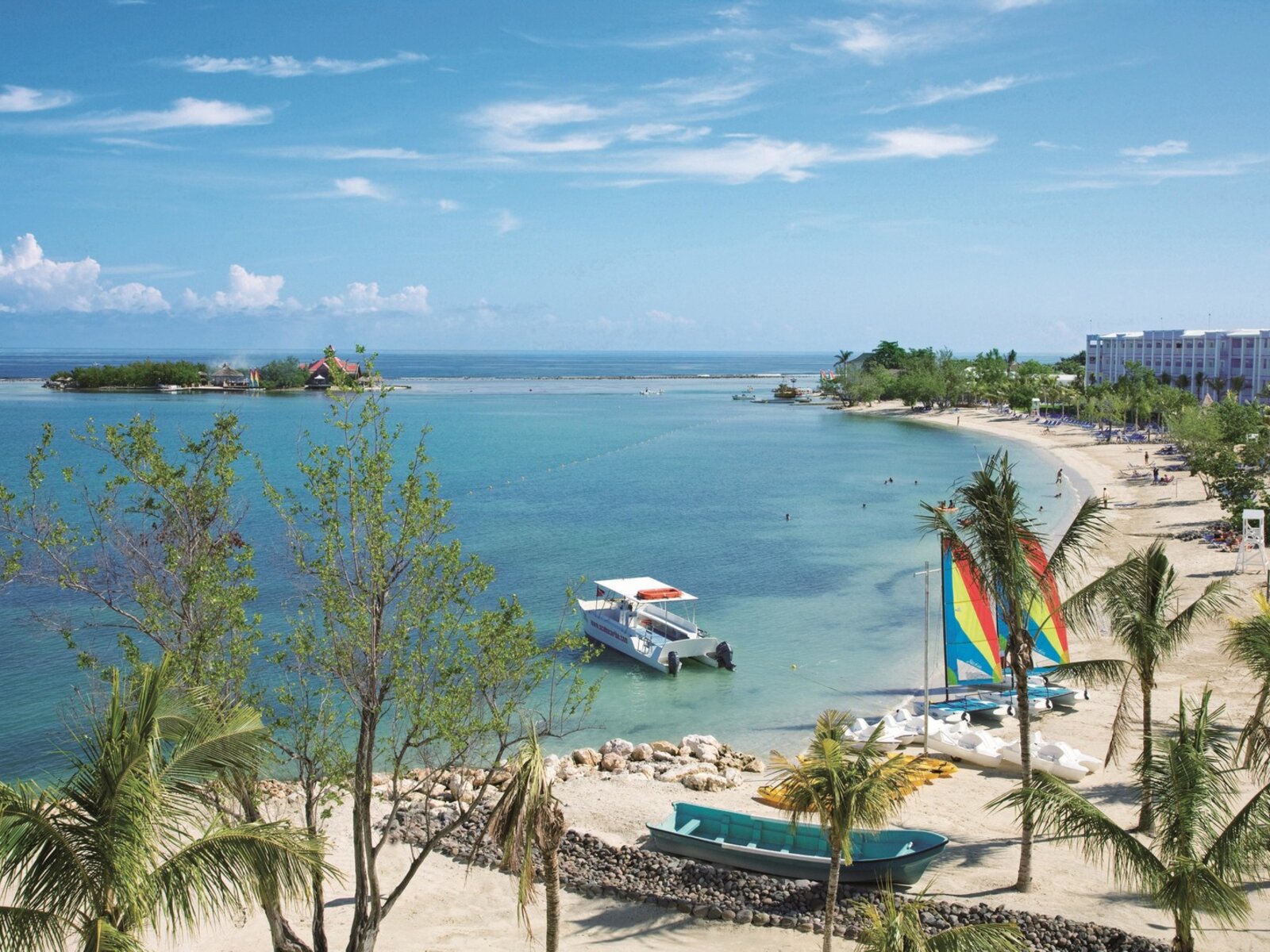 Mahoe Bay