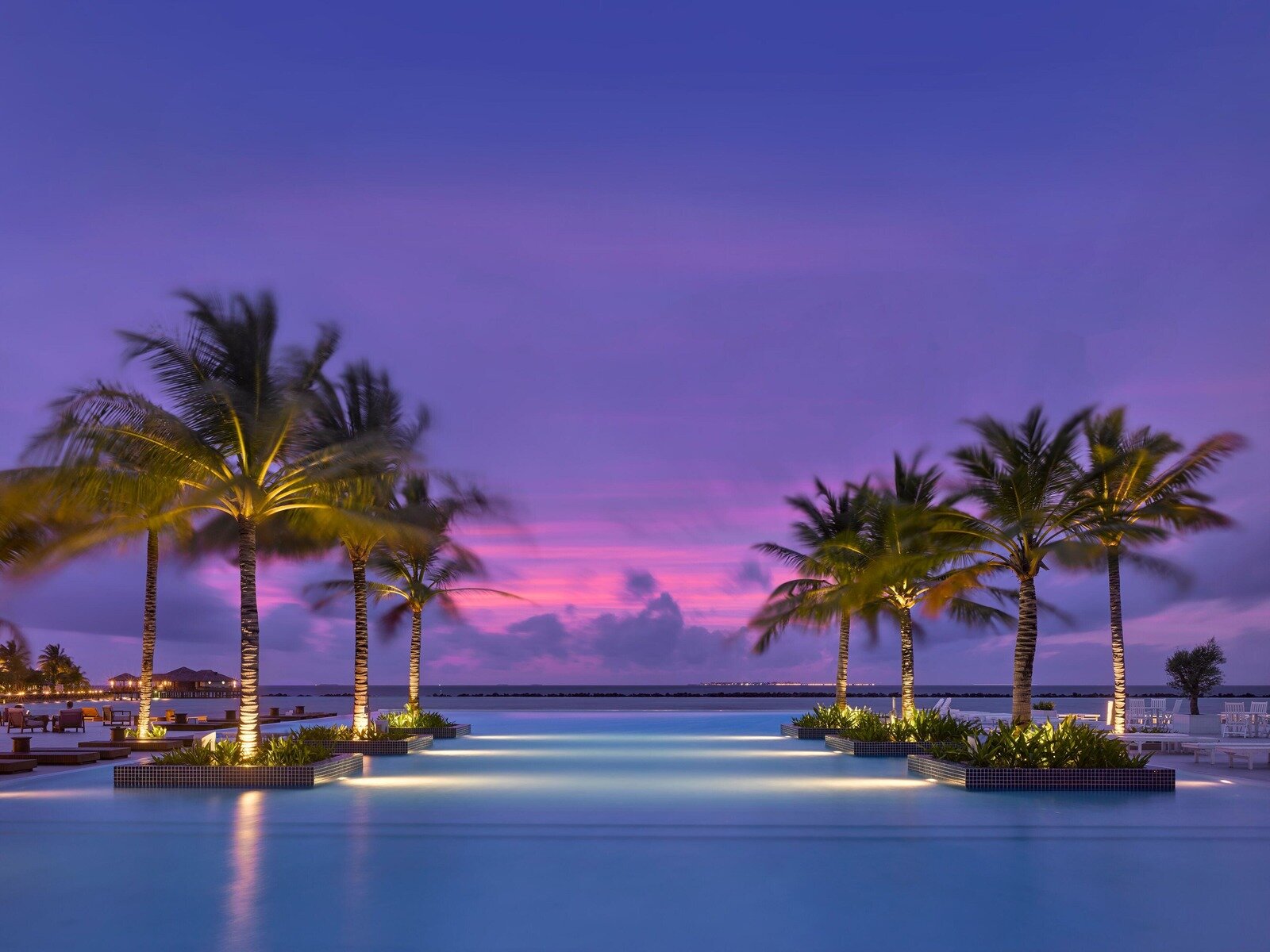 Main Infinity Pool